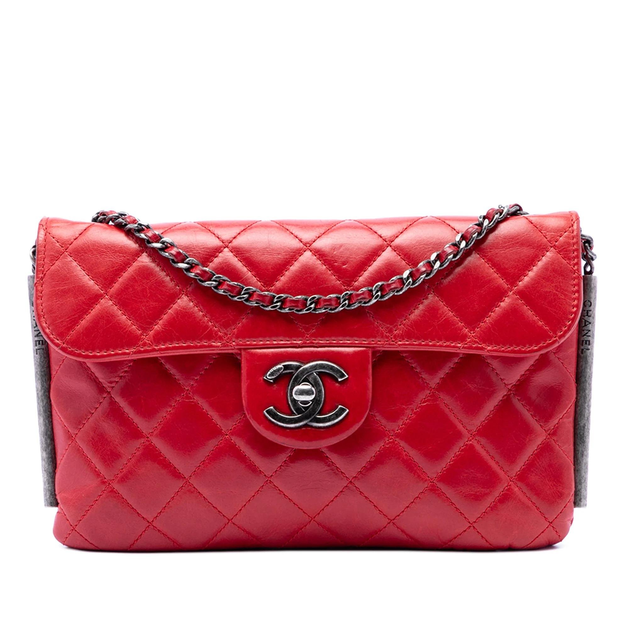Timeless/Classique leather crossbody bag
