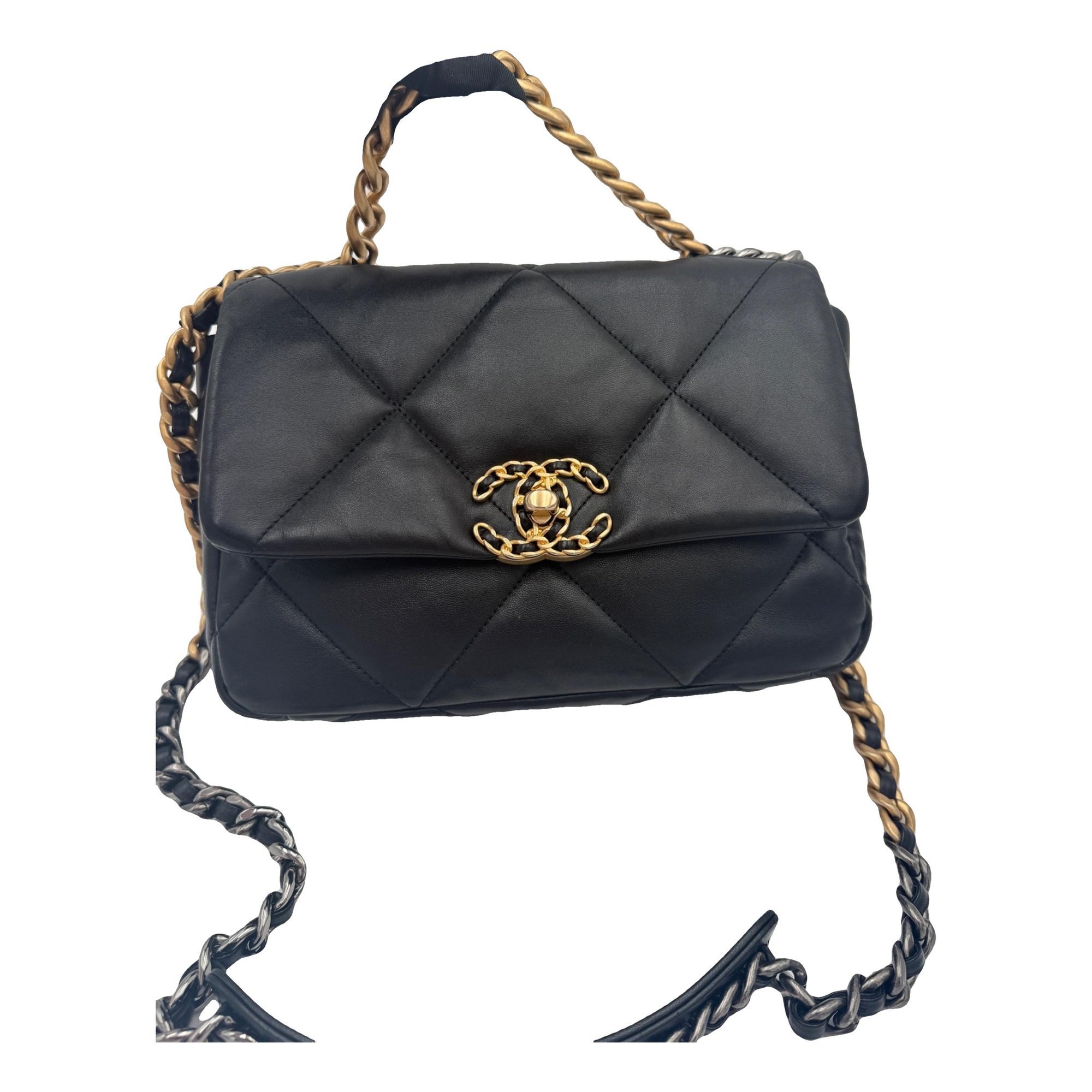 Chanel 19 leather handbag
