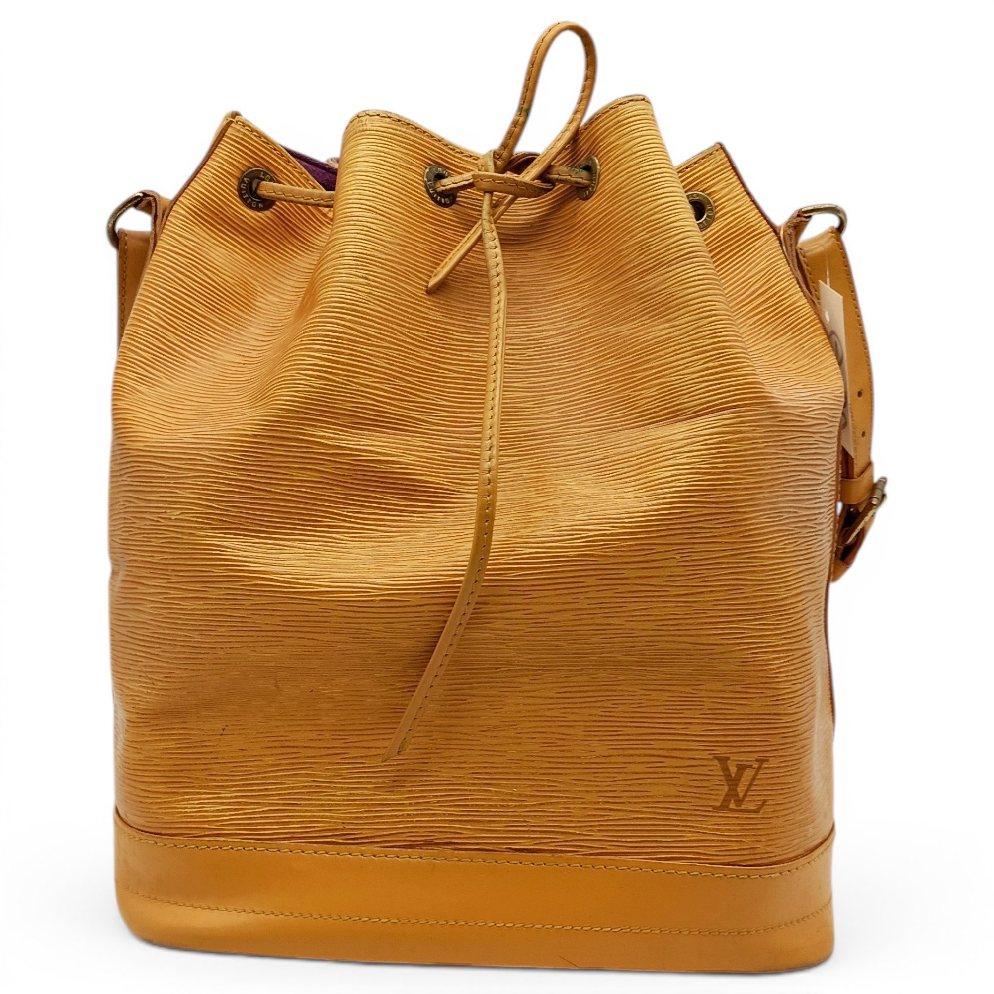 Noé leather handbag