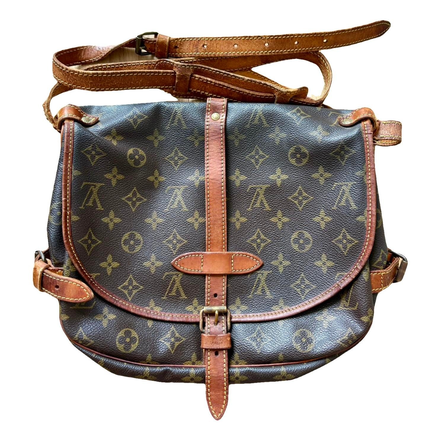 Saumur leather crossbody bag