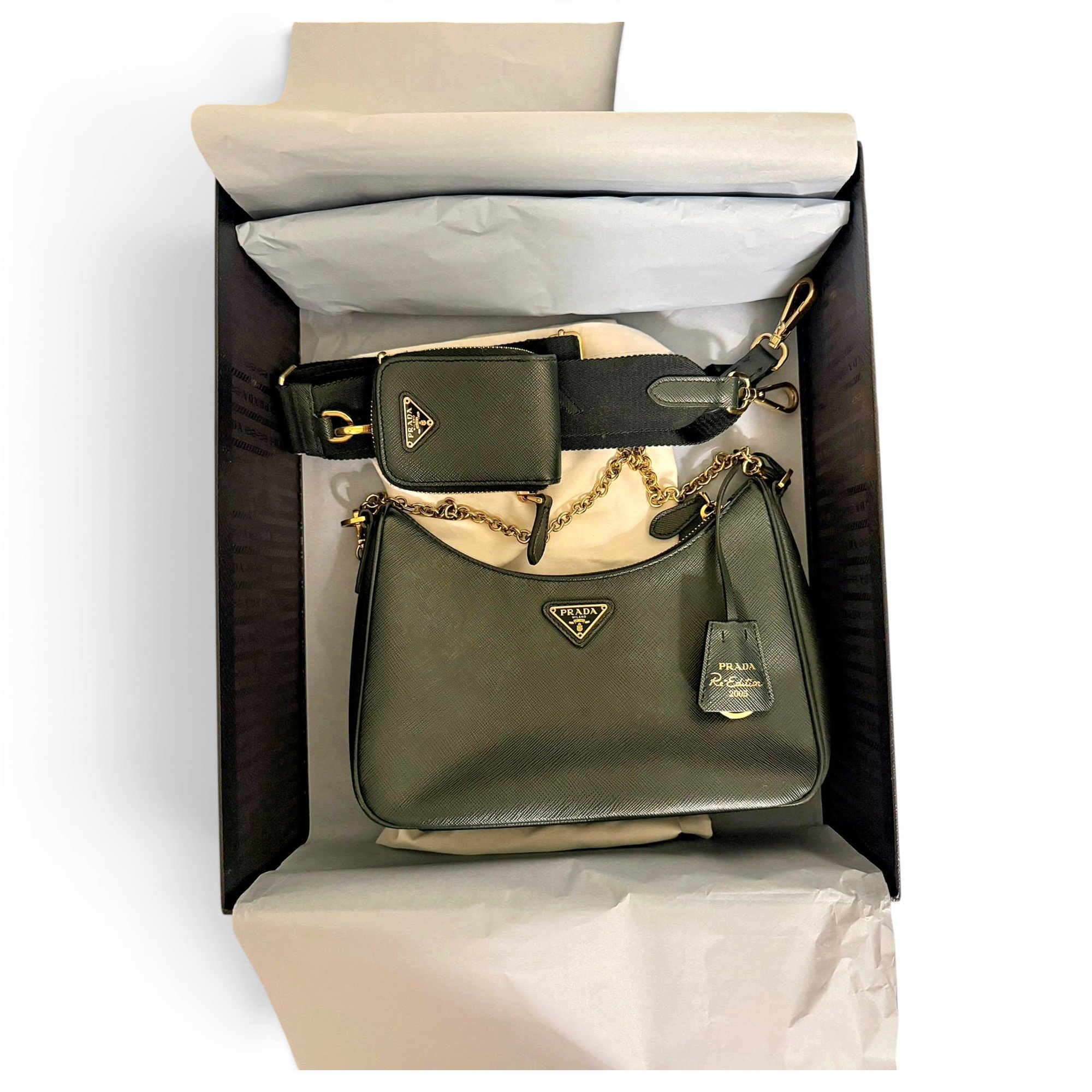 Re-edition leather handbag