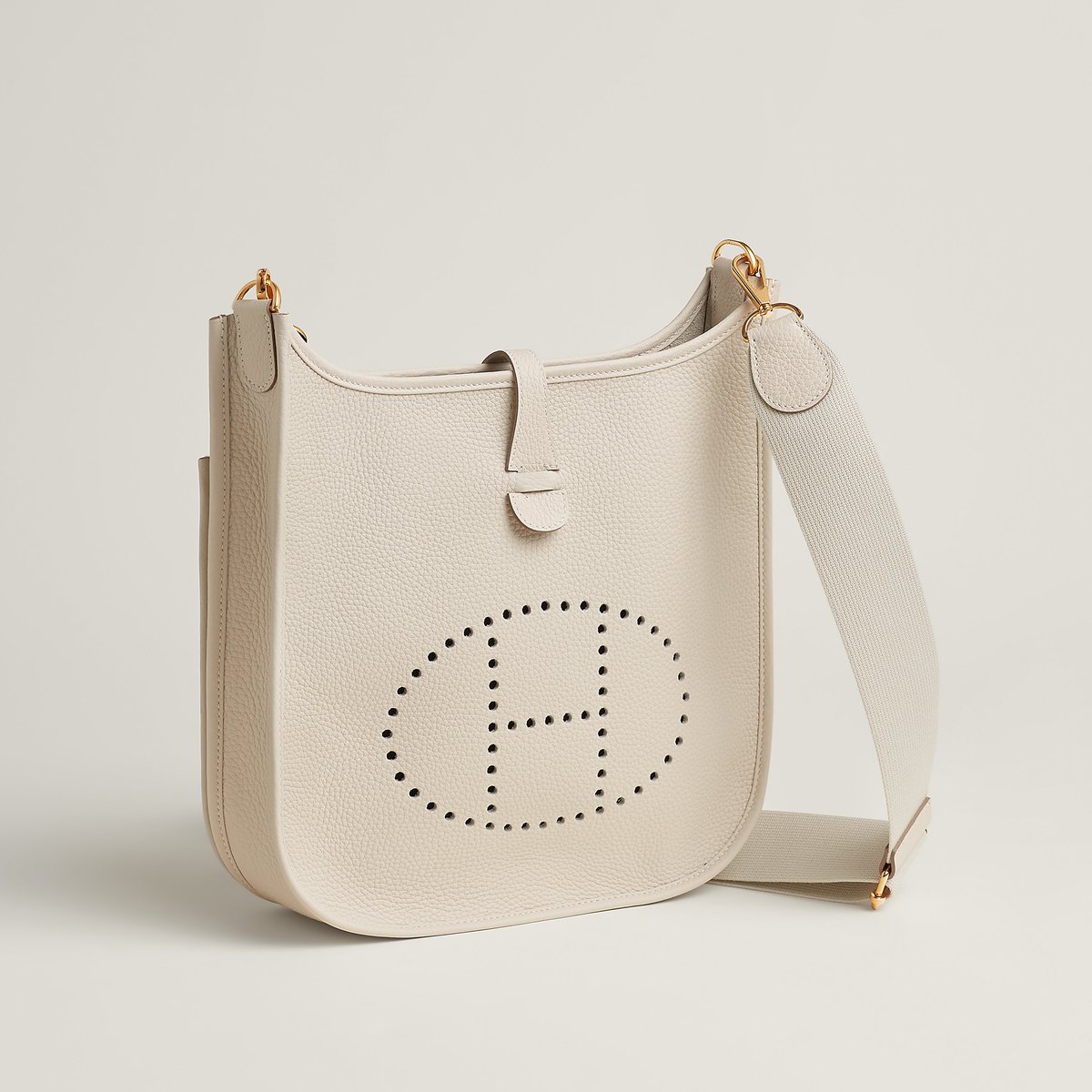 크레 Evelyne III 29 백