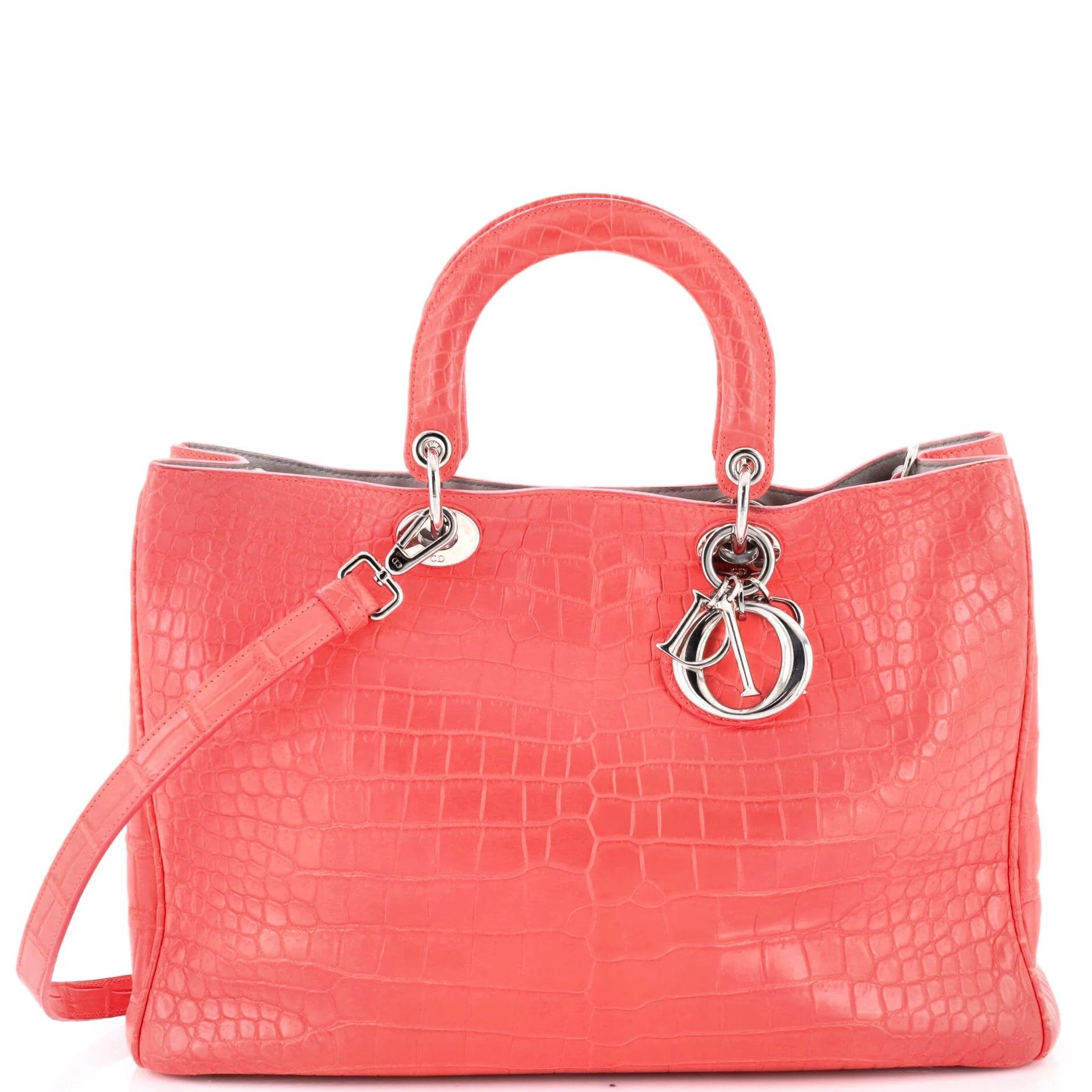 Crocodile tote