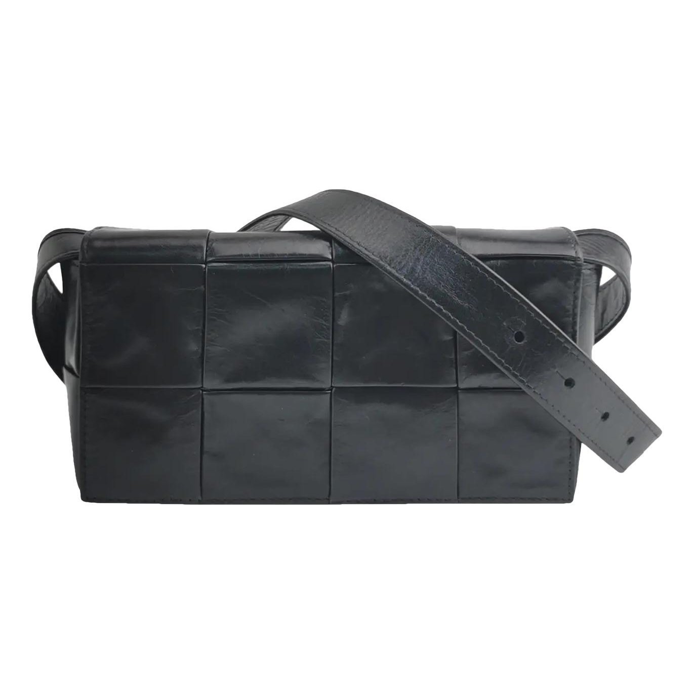 Cassette leather handbag