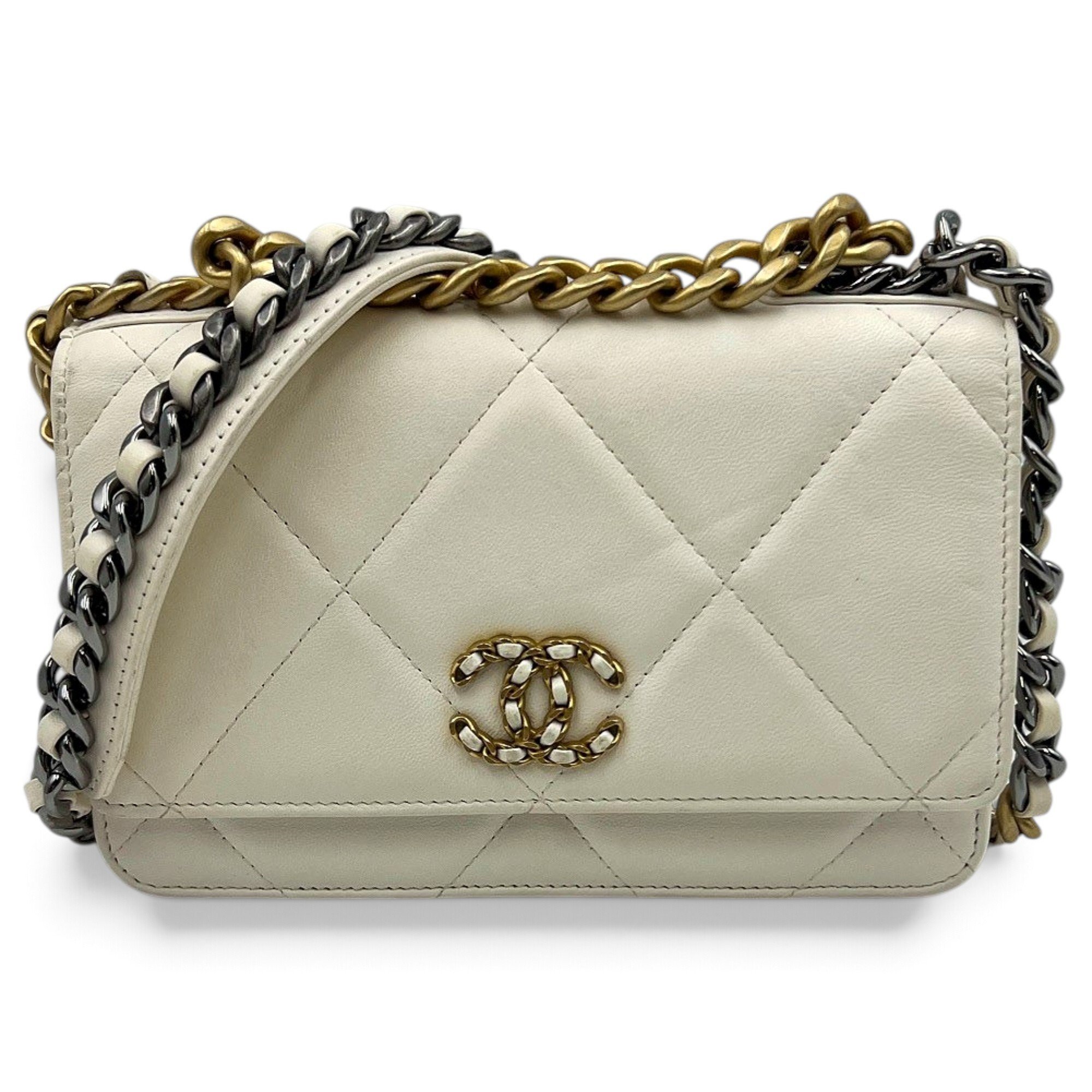 Wallet On Chain Chanel 19 leather handbag