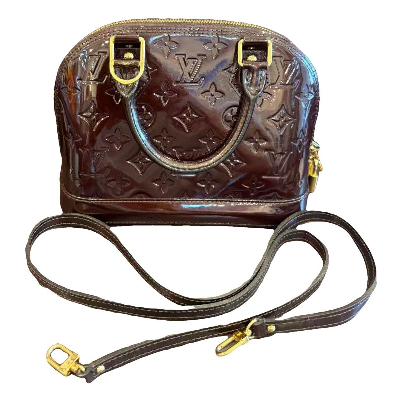 Alma BB leather handbag
