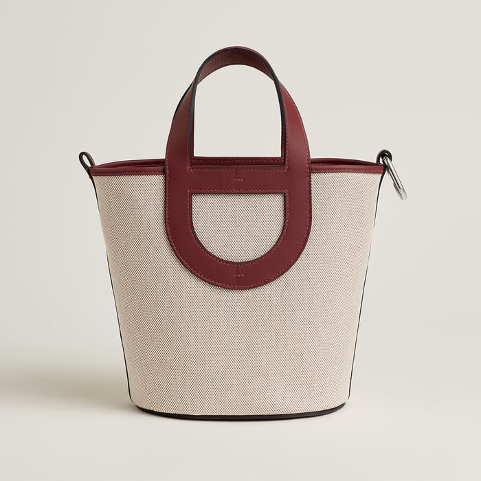 Hermès In-the-loop 18 Bag