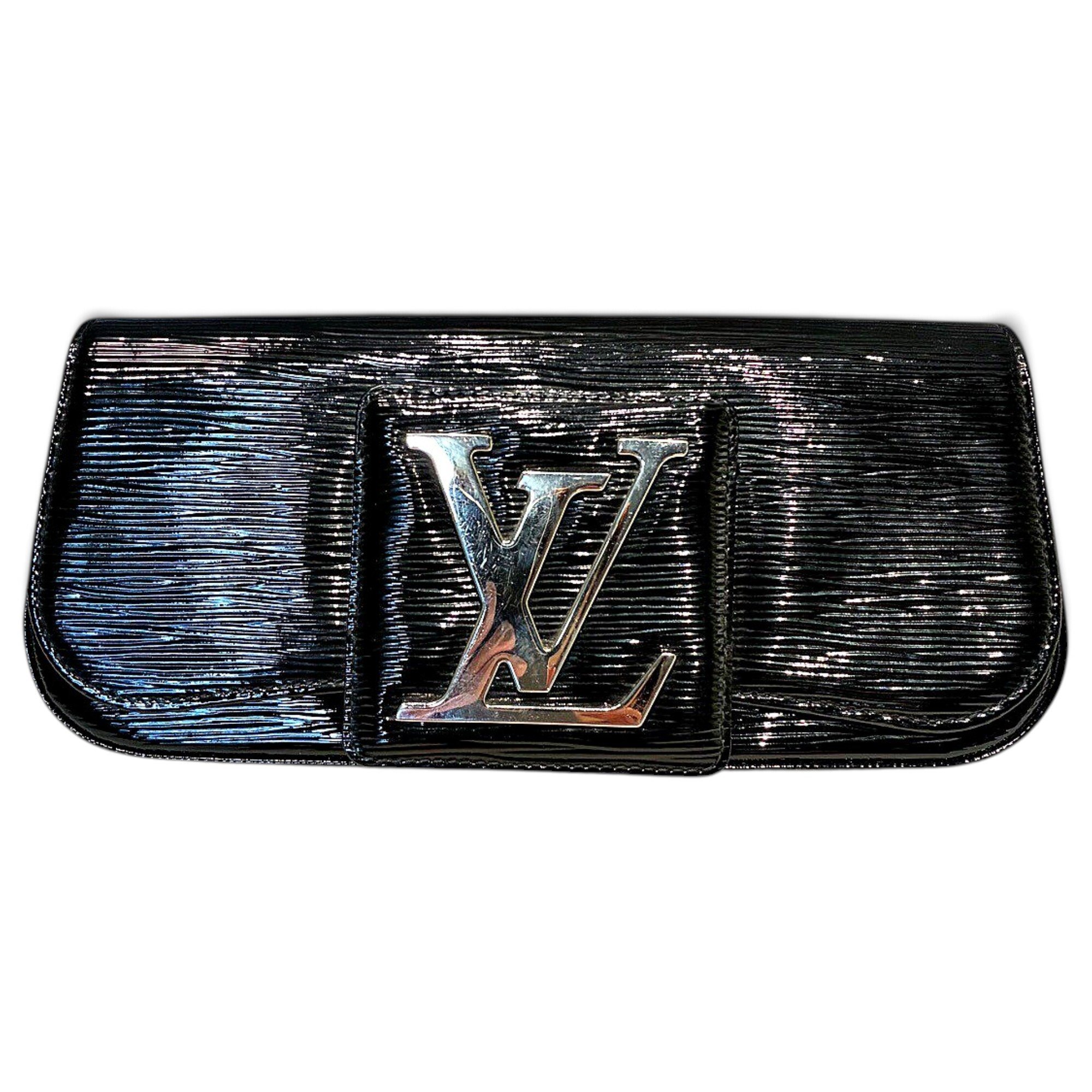 Leather clutch bag