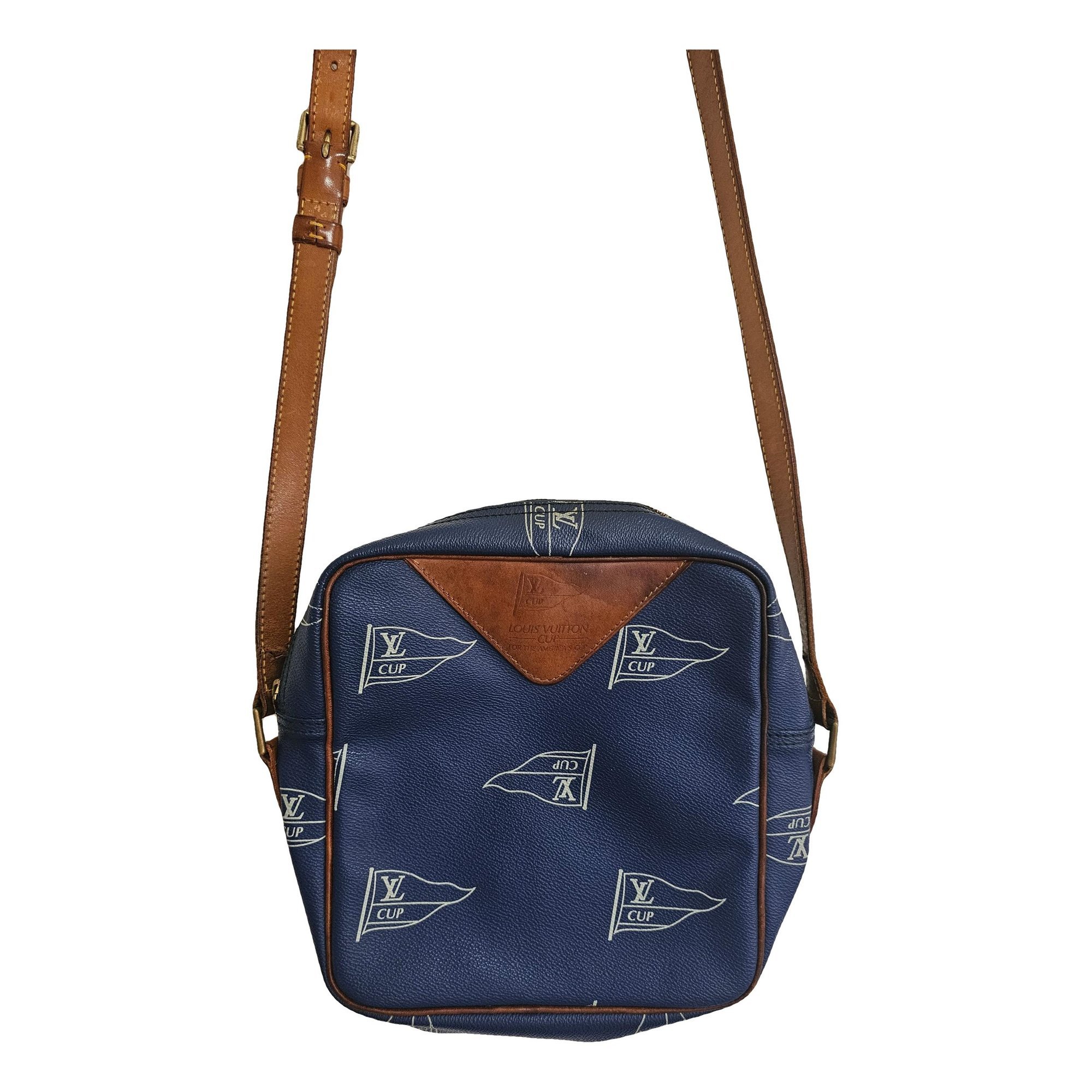 Clutch bag