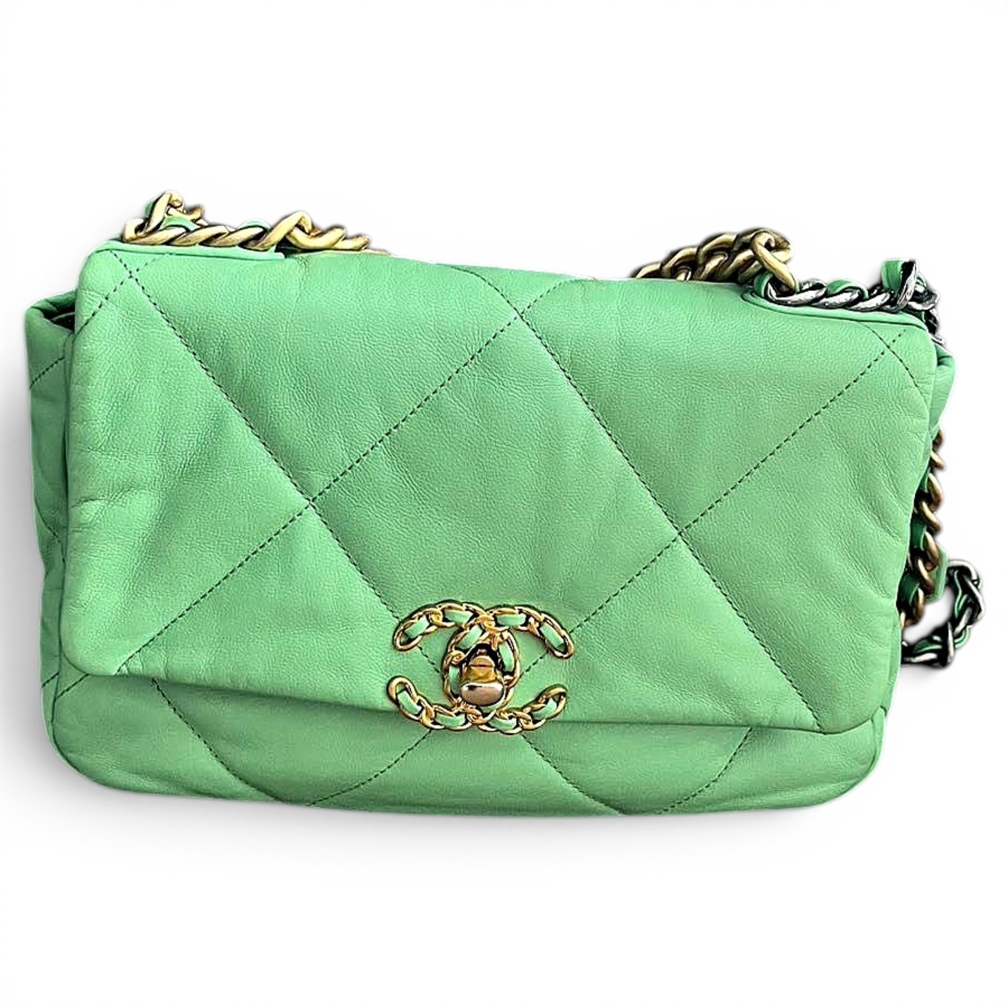 Chanel 19 leather handbag