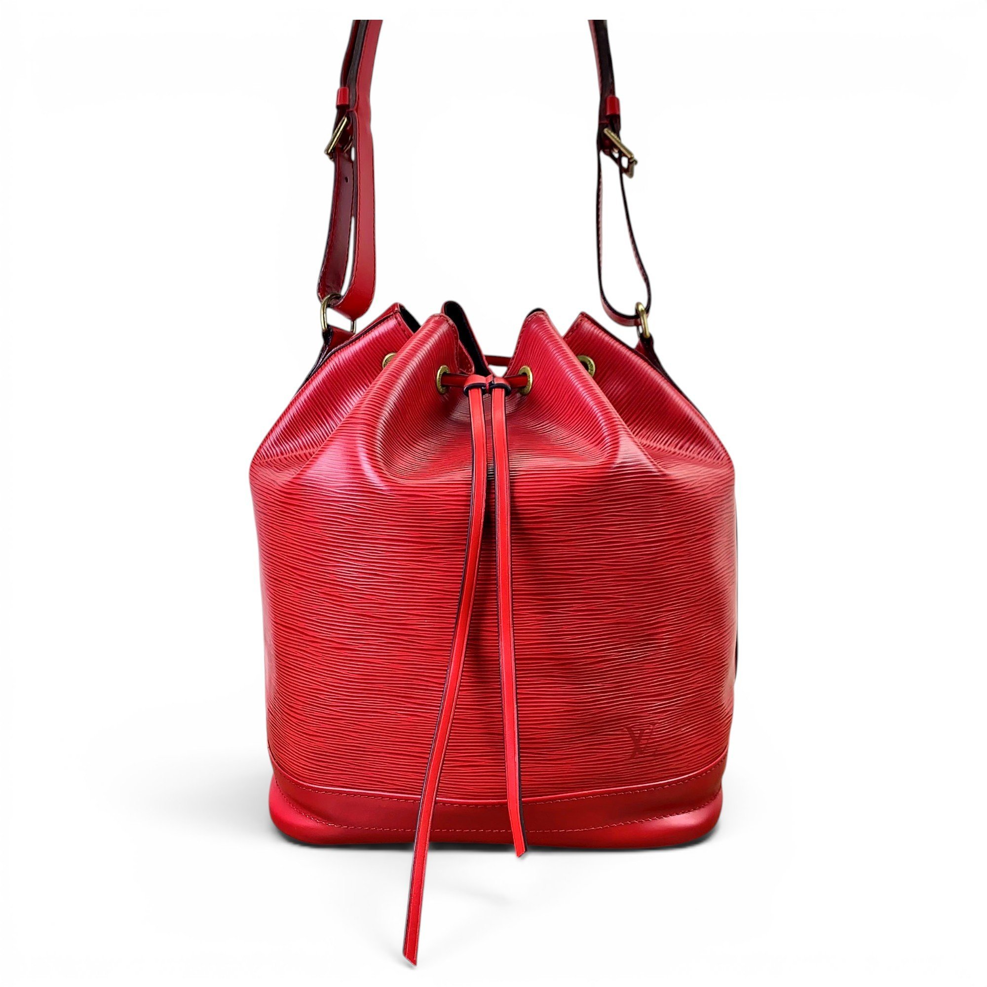 Noé leather handbag