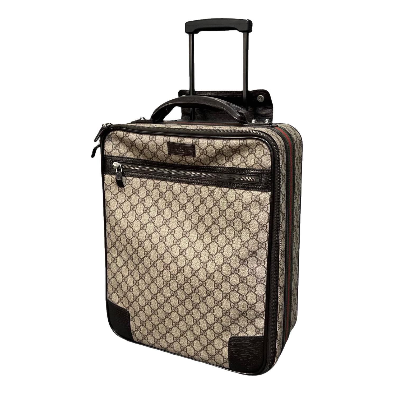 Leather travel bag