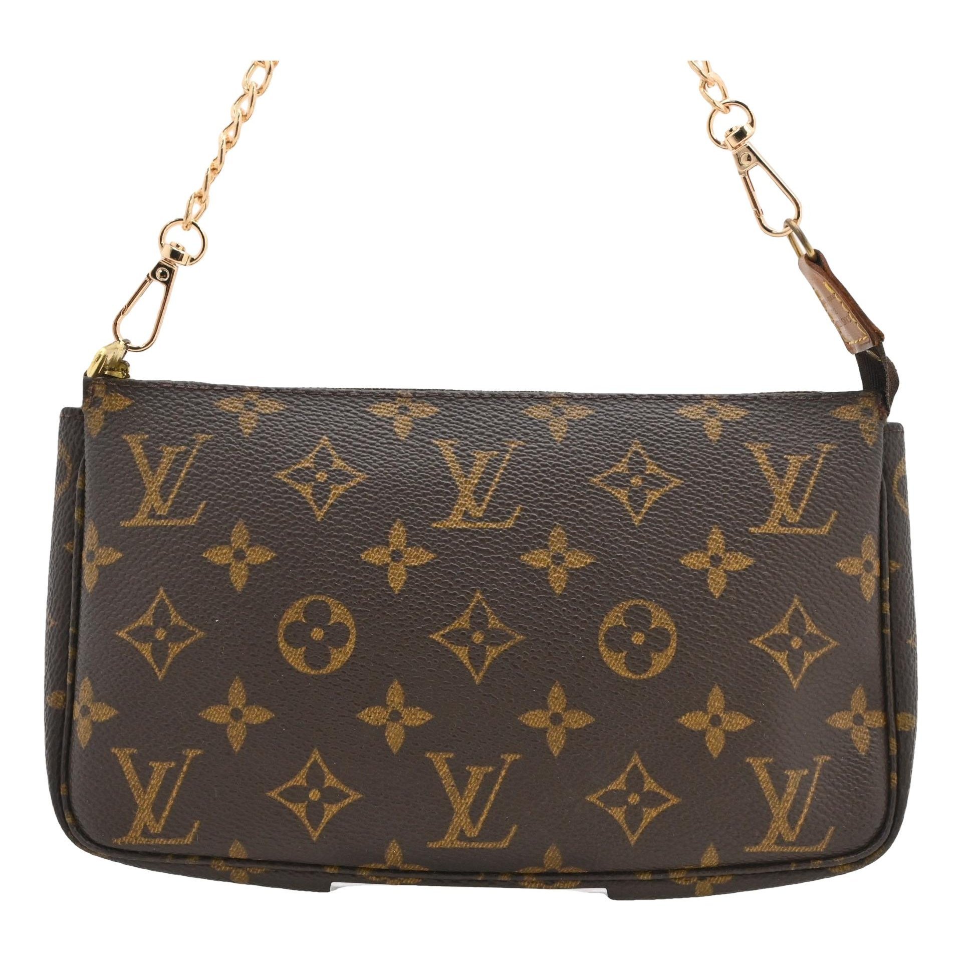 Pochette Accessoire handbag