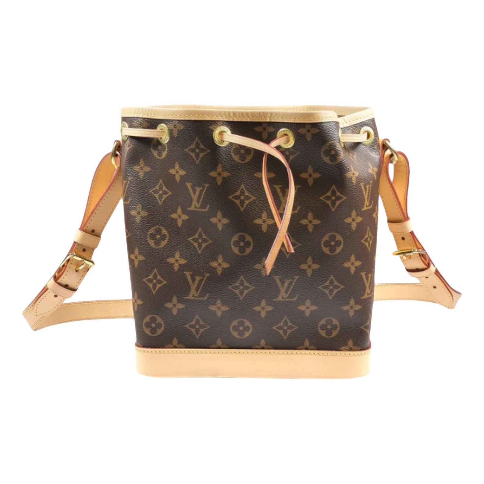 NéoNoé BB leather handbag