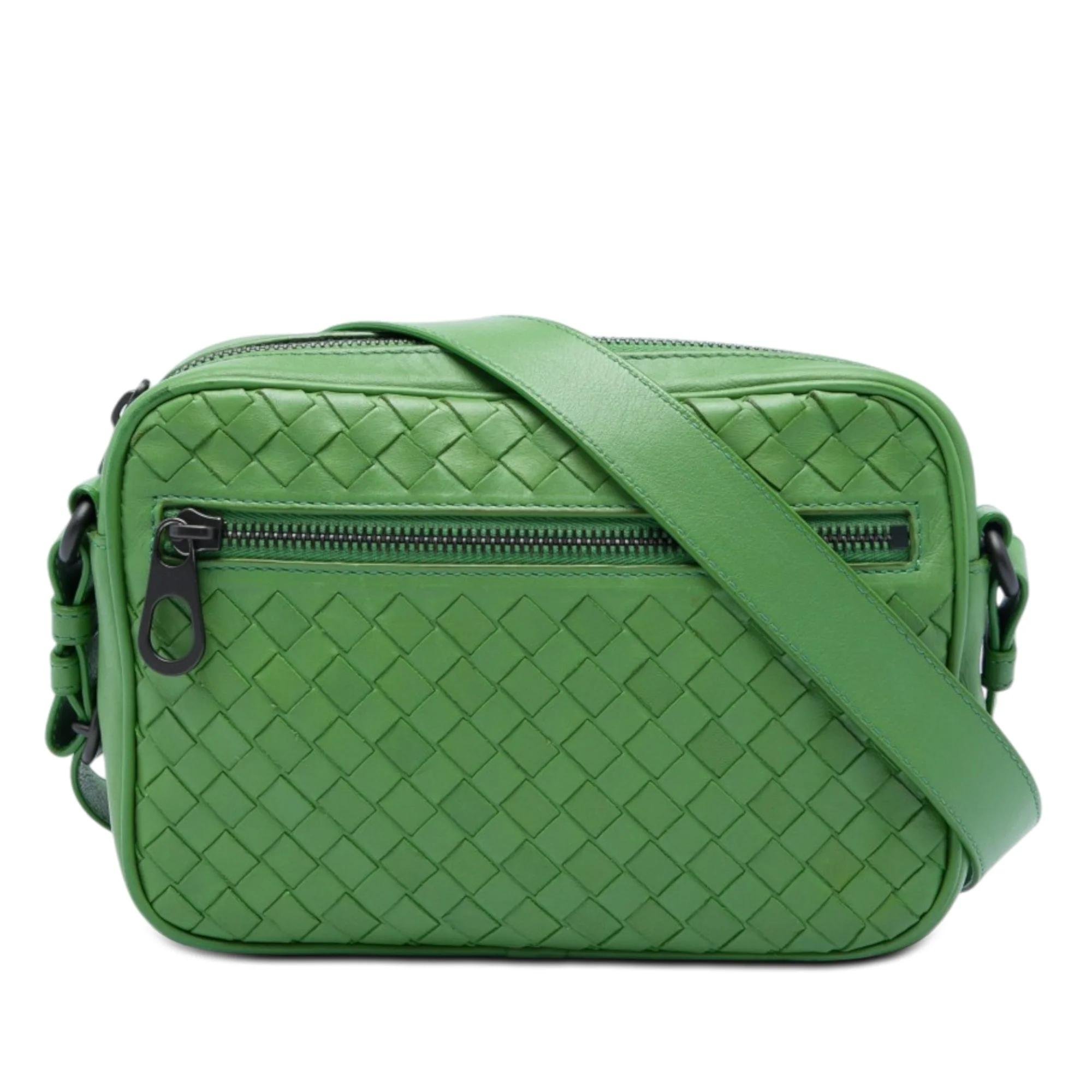 Veneta leather bag