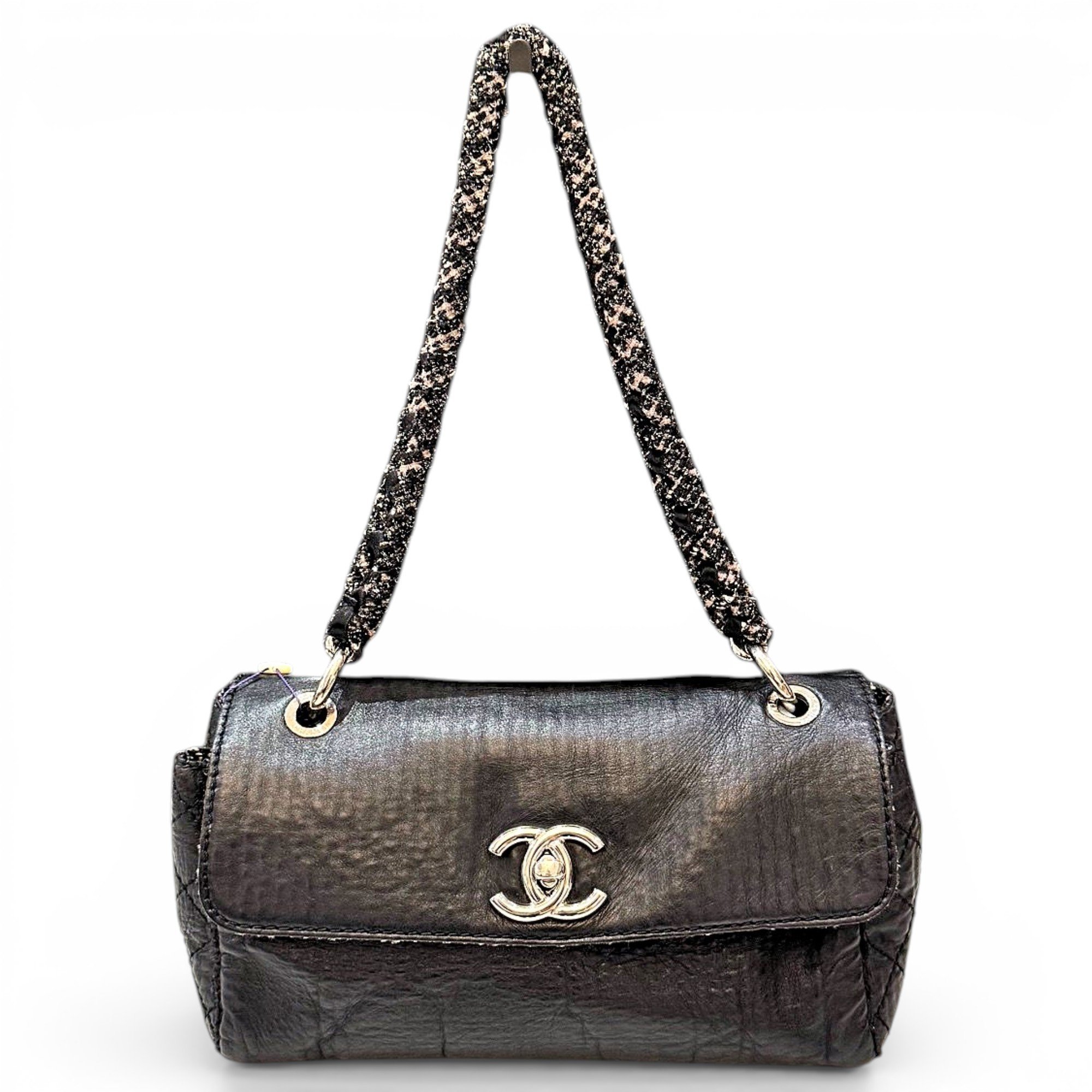 Timeless/Classique leather crossbody bag