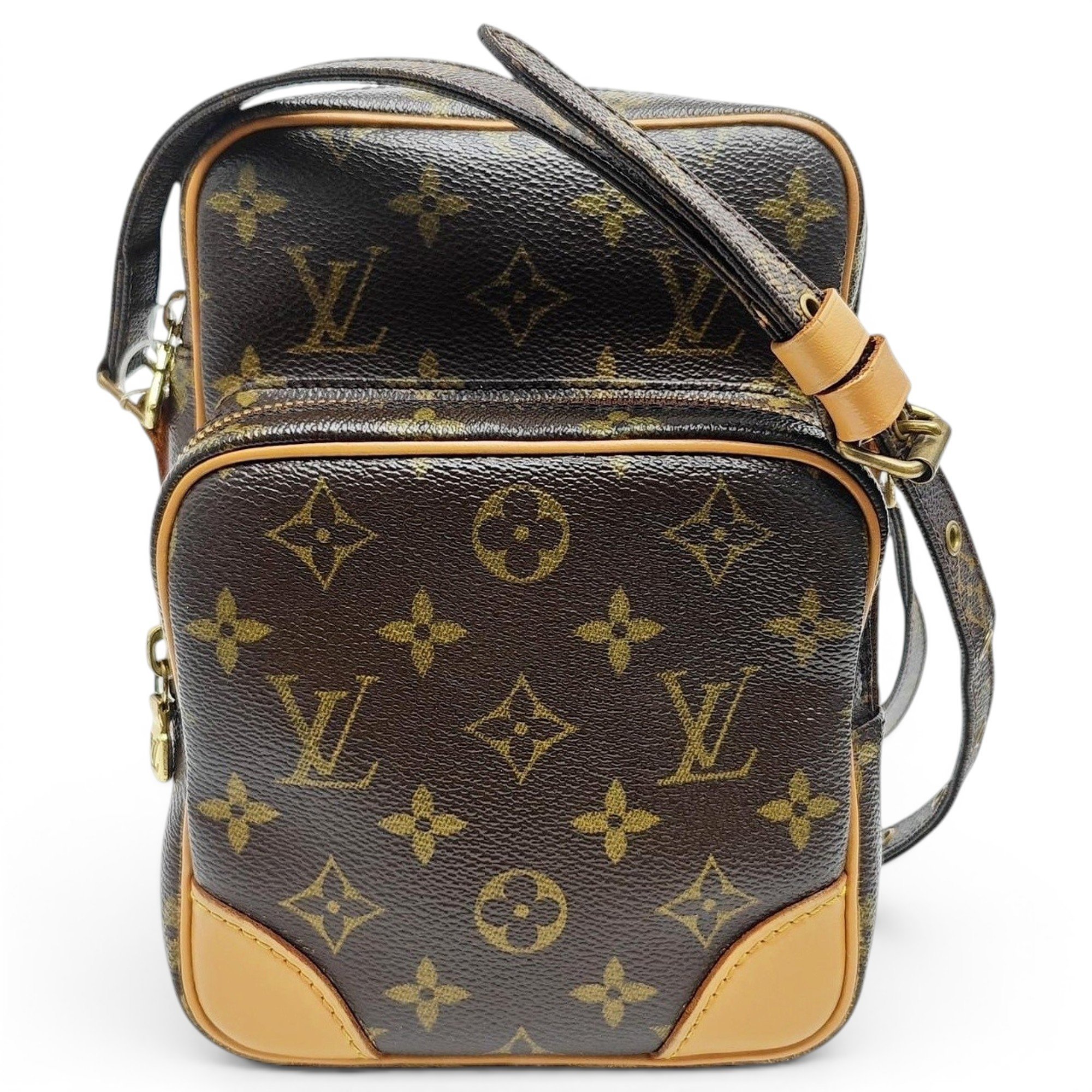 Amazon leather handbag