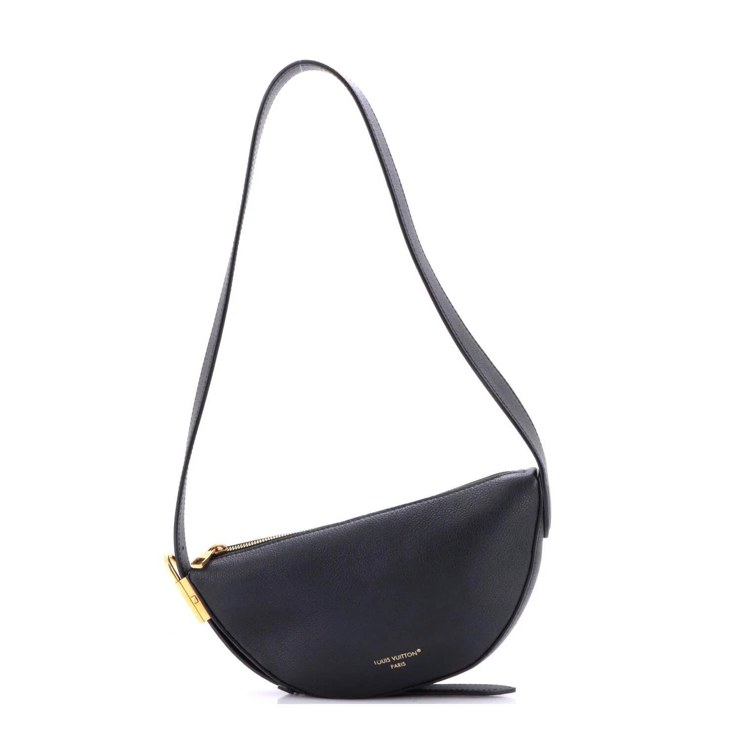 Louis Vuitton Leather handbag