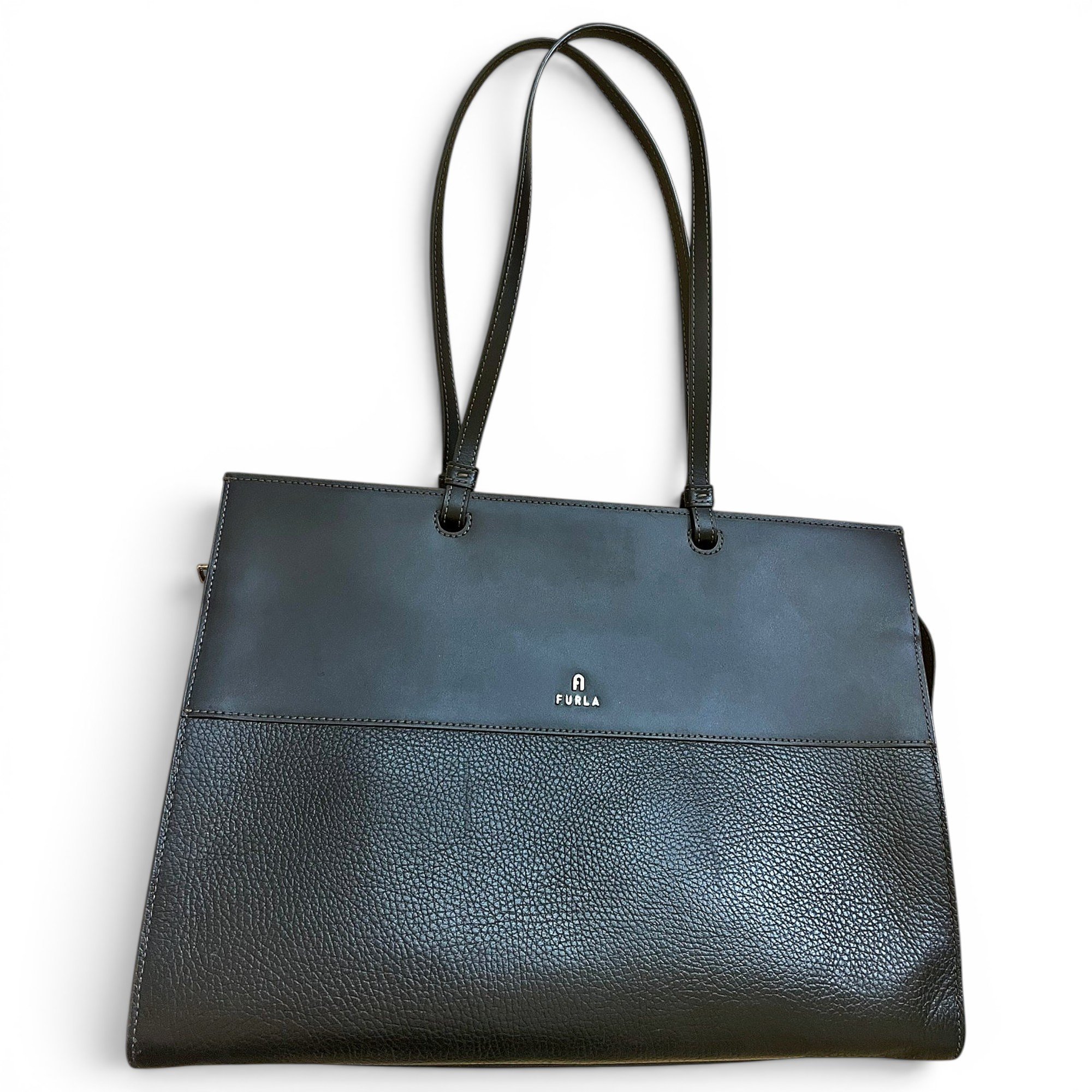Leather tote