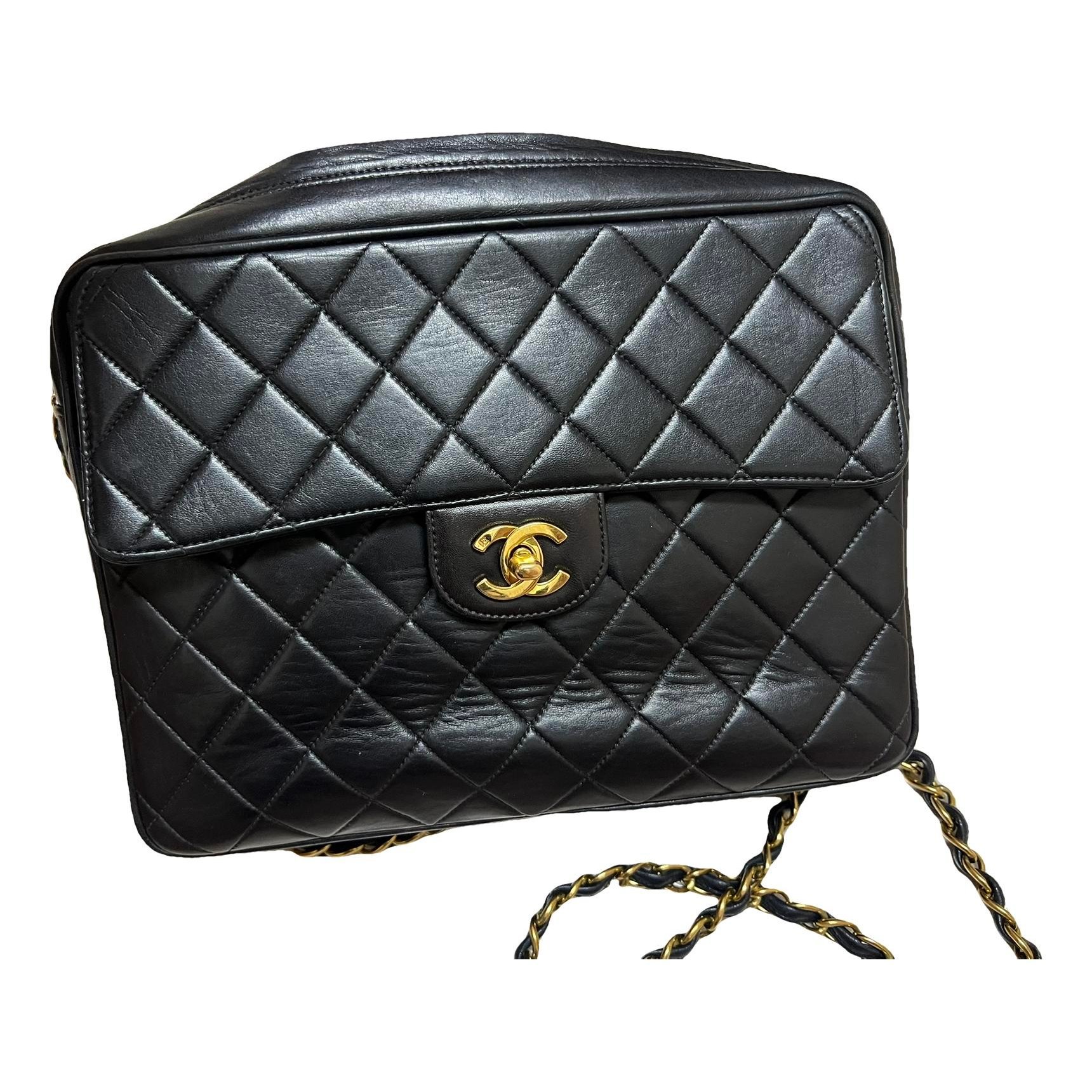 Timeless Classique Top Handle leather handbag