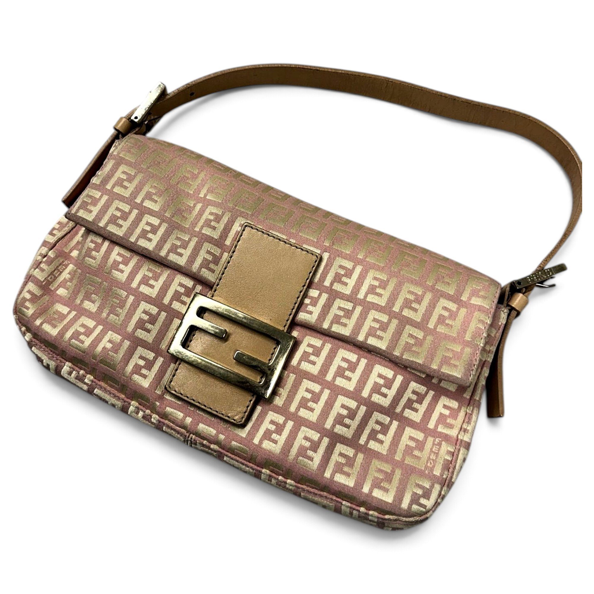 Baguette cloth handbag