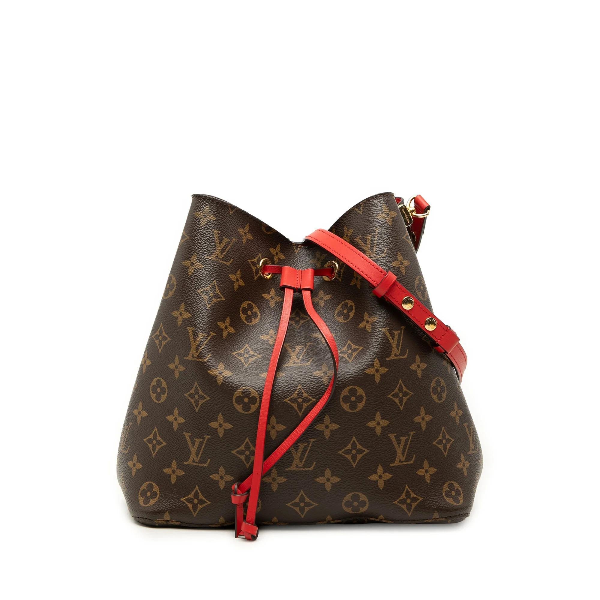 Bucket leather bag