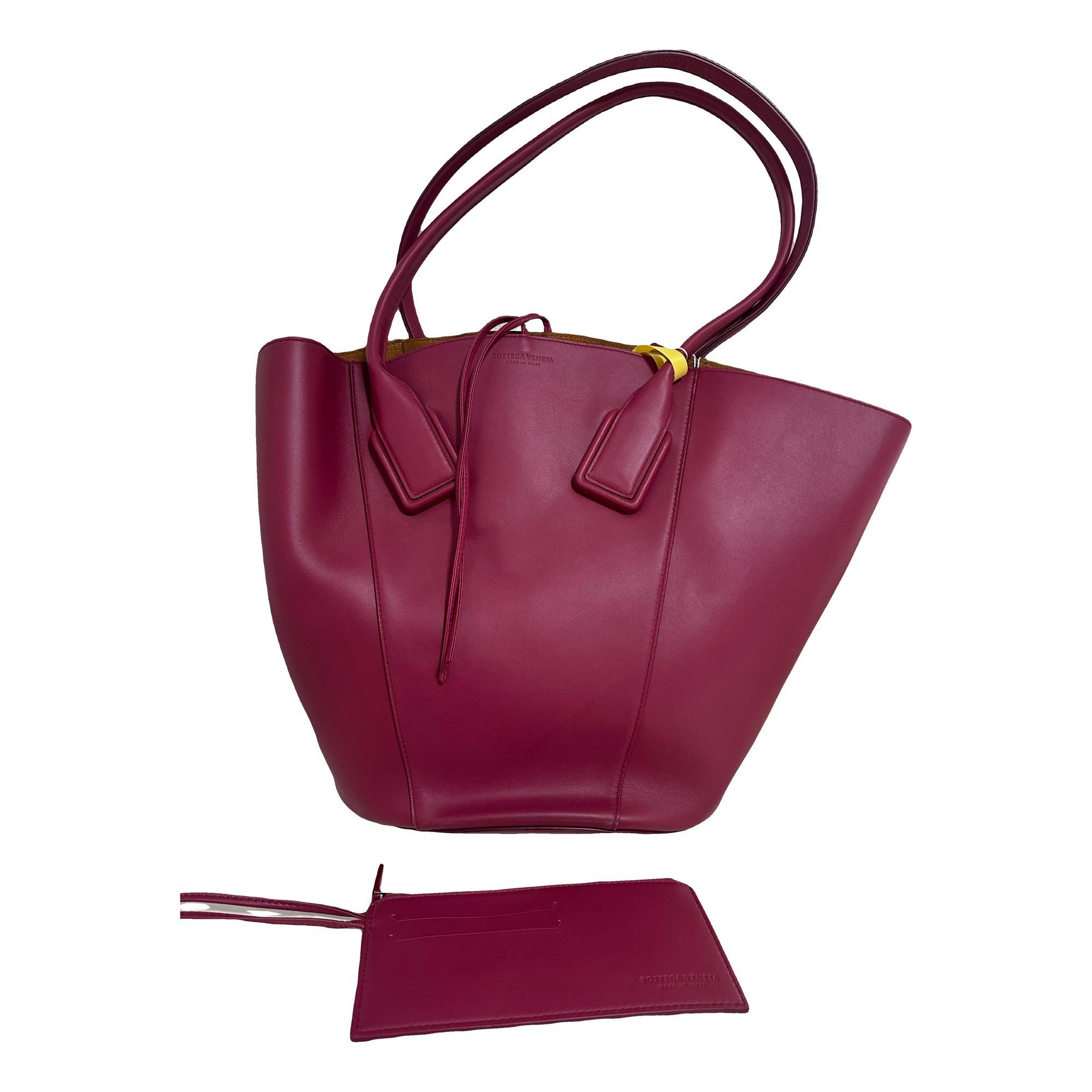 Bottega Veneta Leather handbag