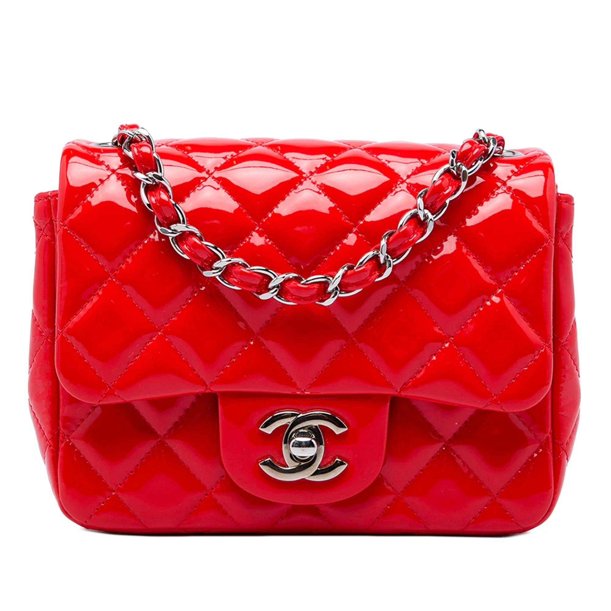 Timeless/Classique patent leather handbag
