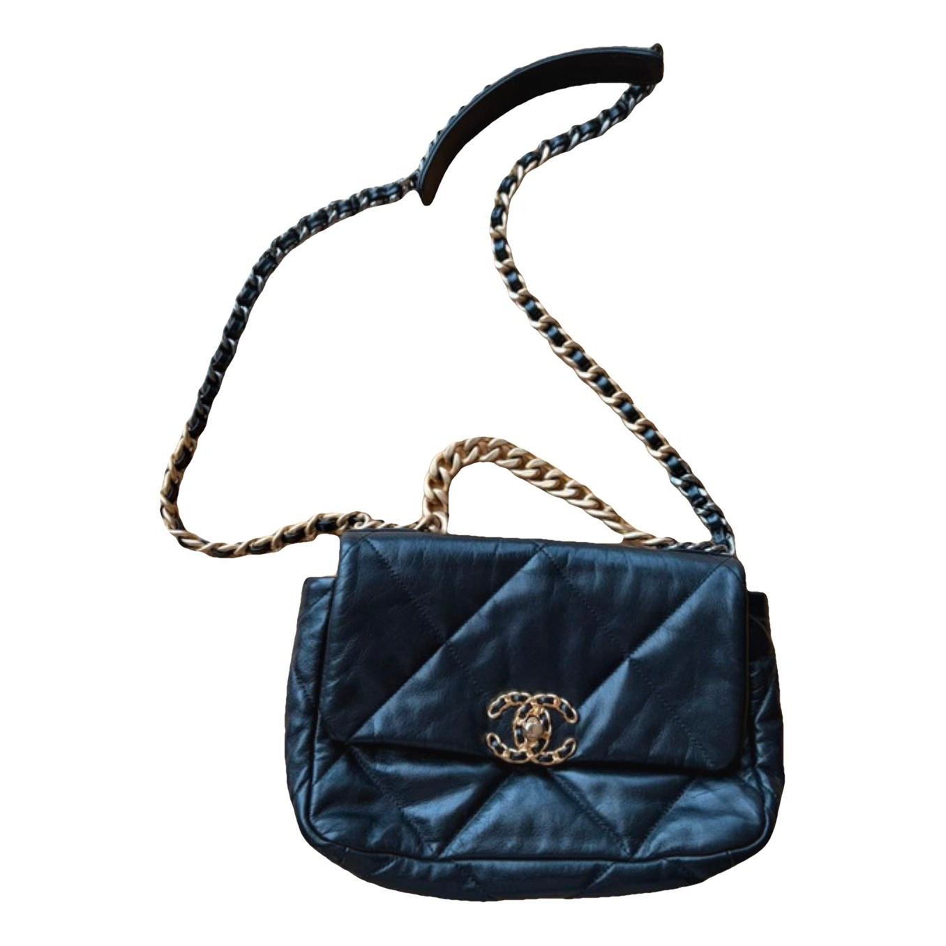 Chanel 19 leather handbag
