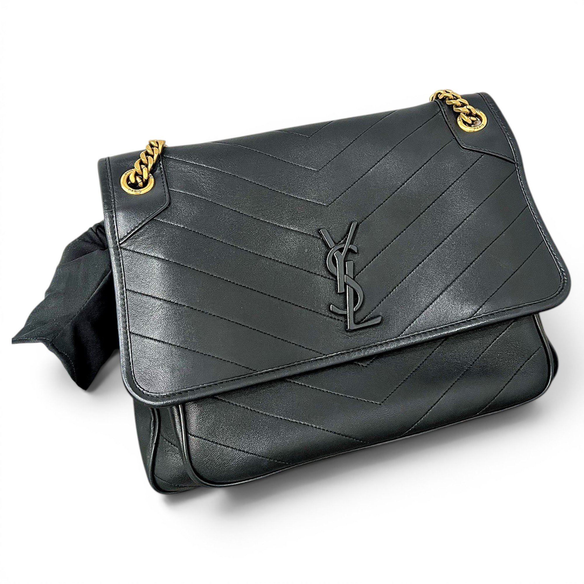 Saint Laurent Niki leather handbag