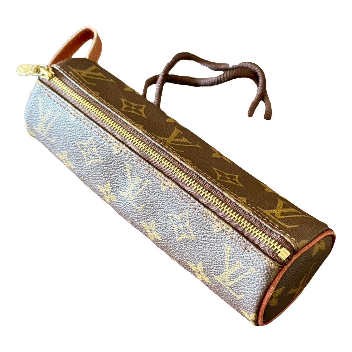 Leather clutch bag