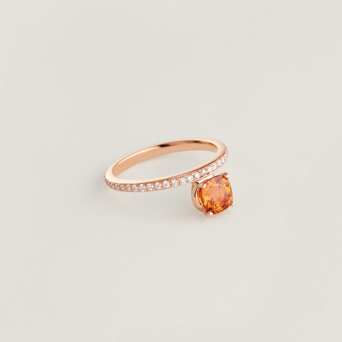 Sans Coloris Hermès Grand Jete Solitaire Engagement Ring, Medium Model