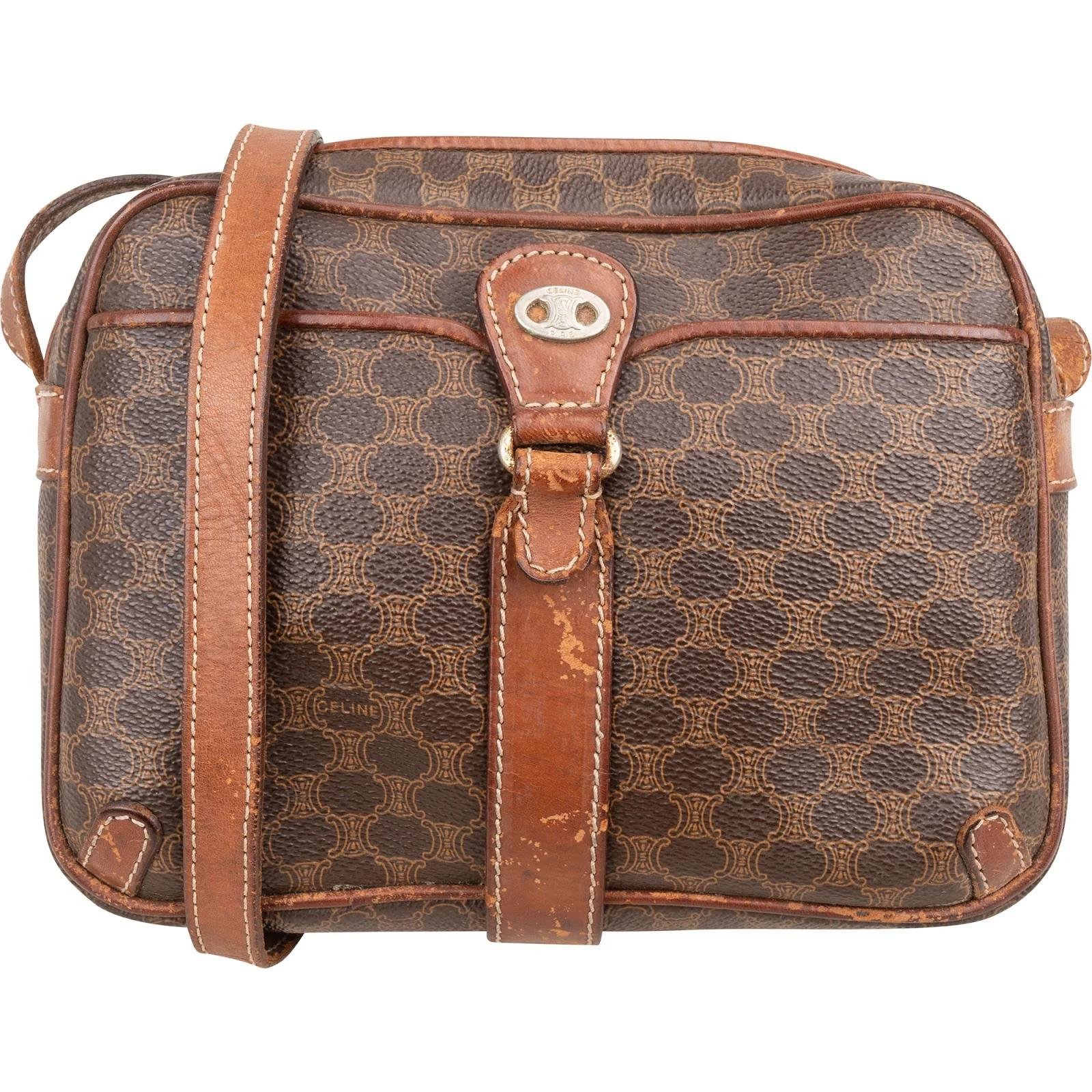 Triomphe leather crossbody bag