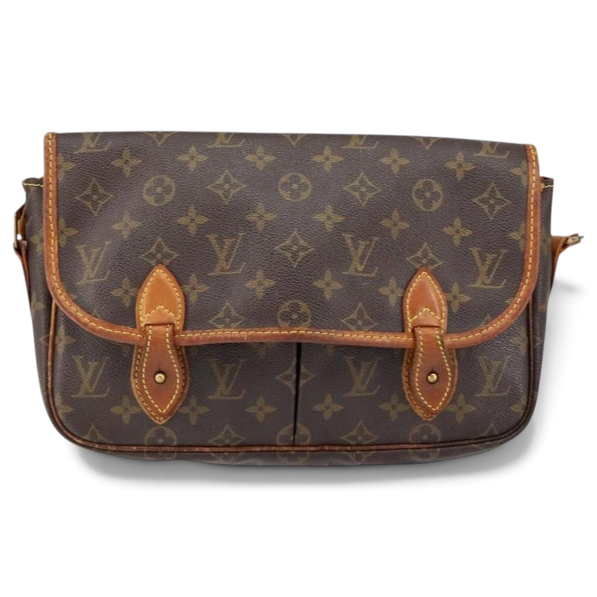 Gibeciere leather handbag