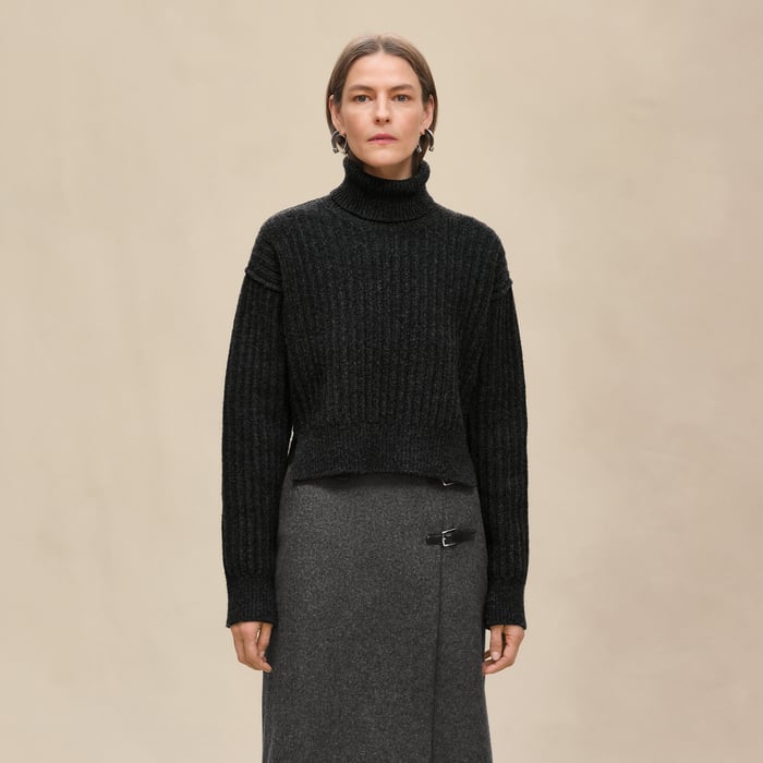 Gris Volcanique Long-sleeve Thick Sweater