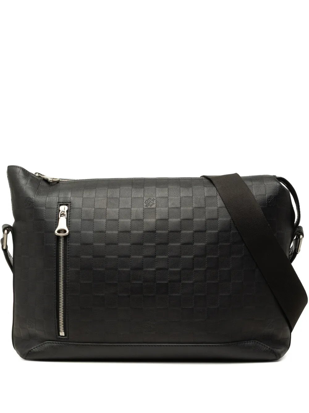 2019 Damier Infini Discovery Messenger MM crossbody bag