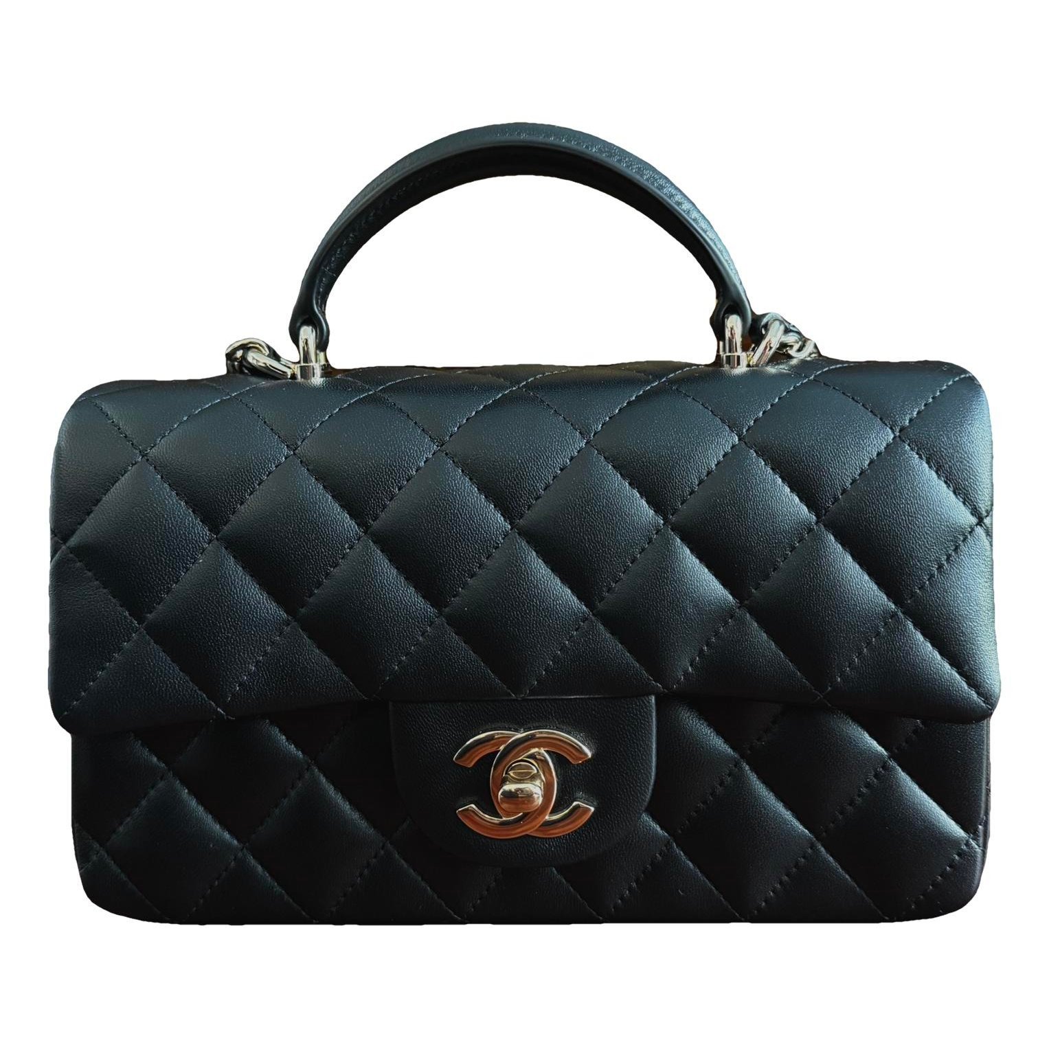 Timeless Classique Top Handle leather handbag