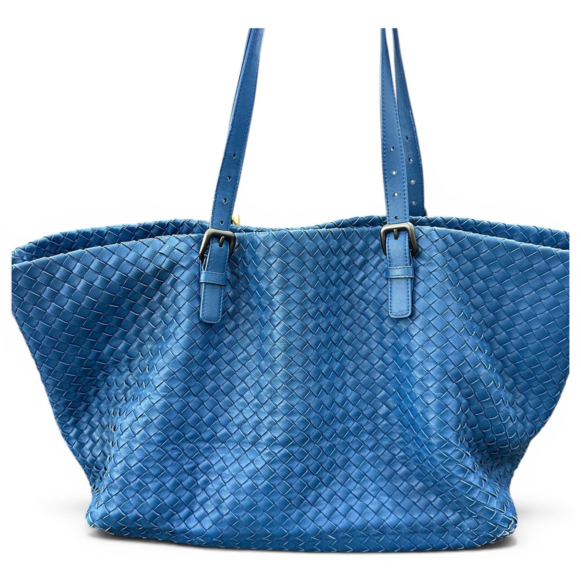 Leather tote
