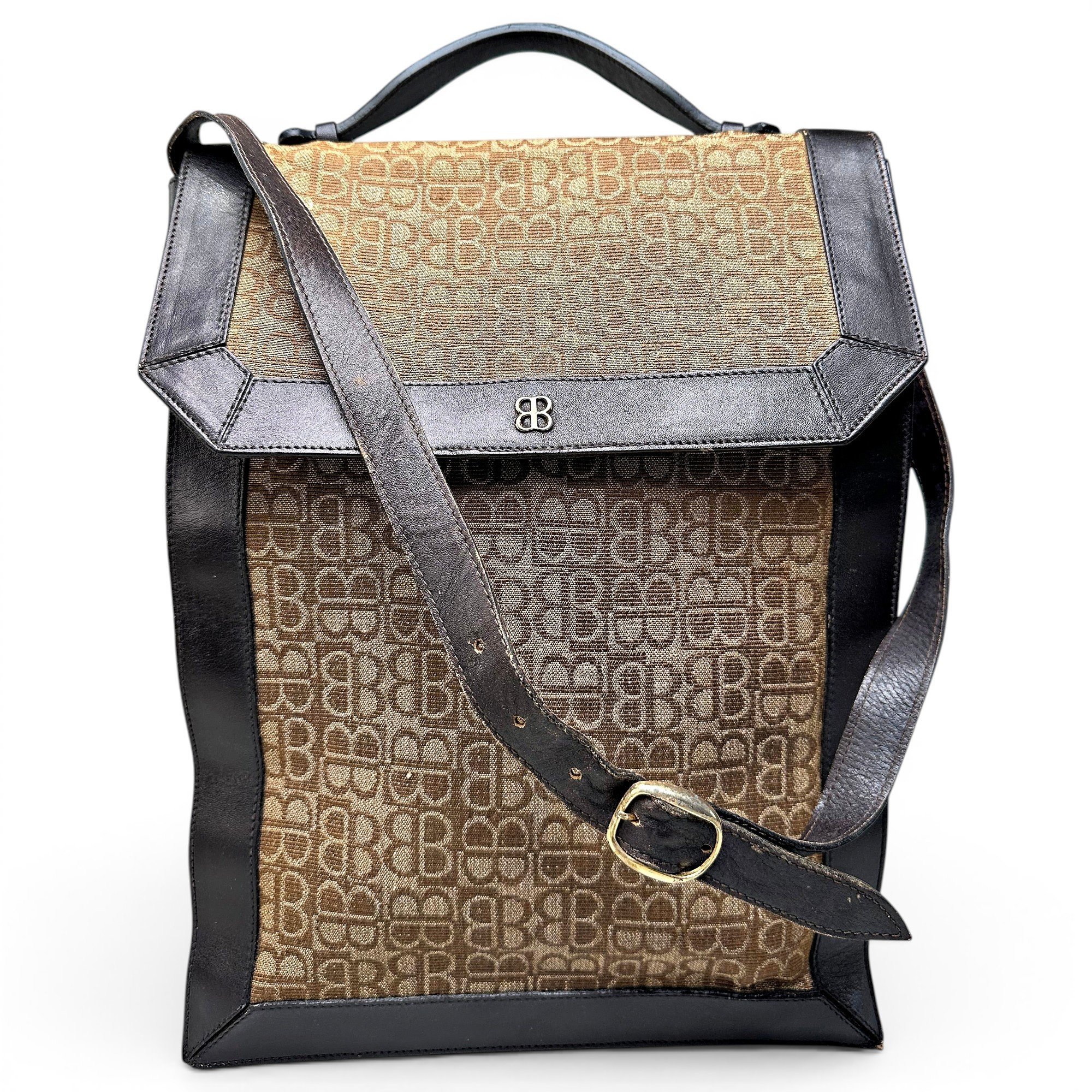 City leather handbag