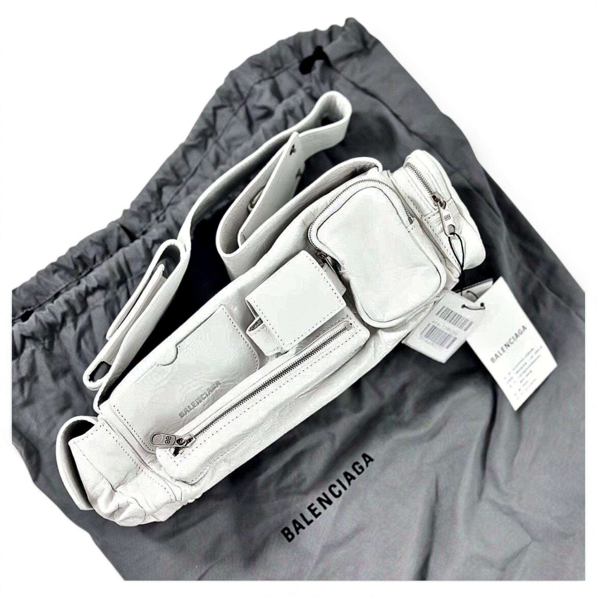 Superbusy leather handbag