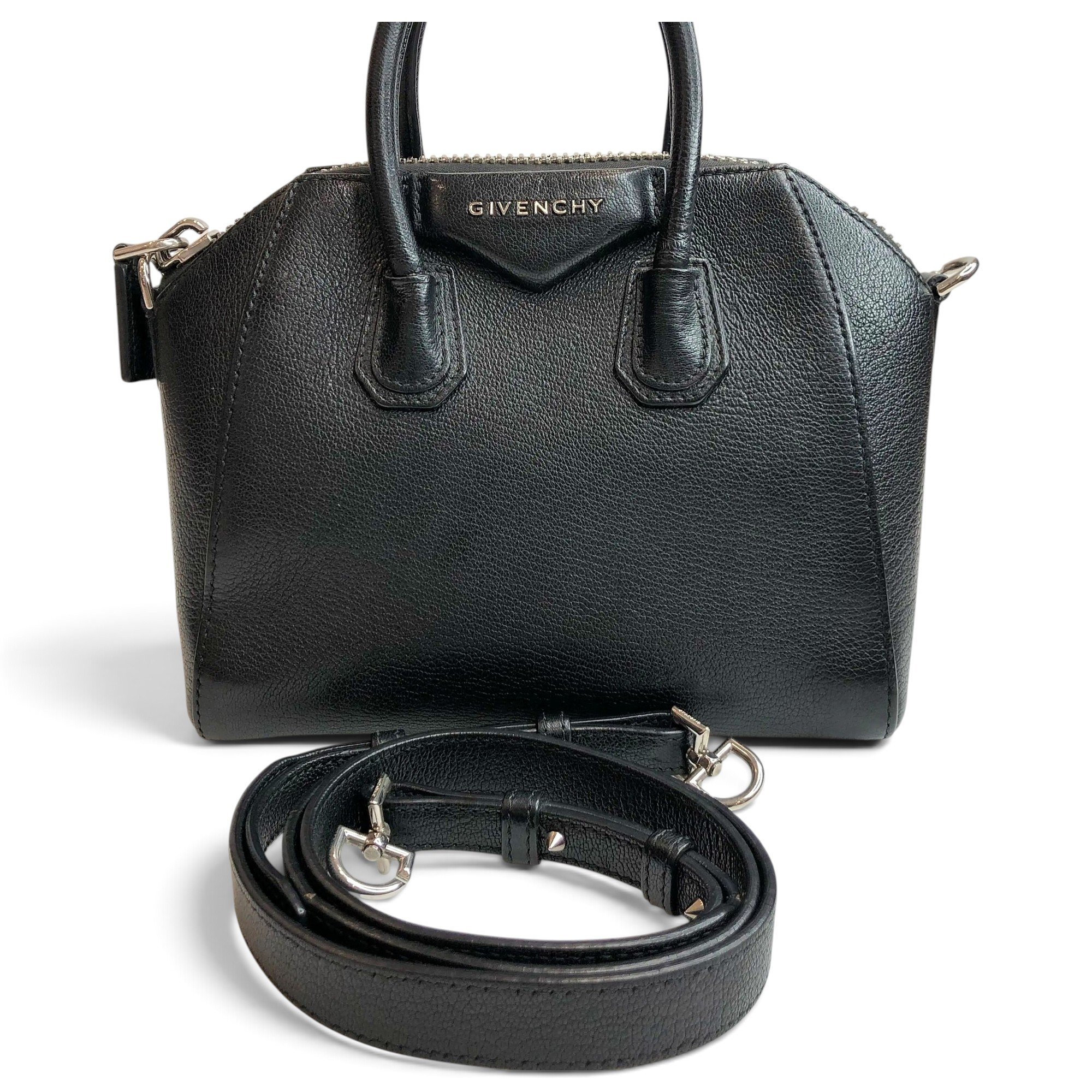 Antigona leather handbag
