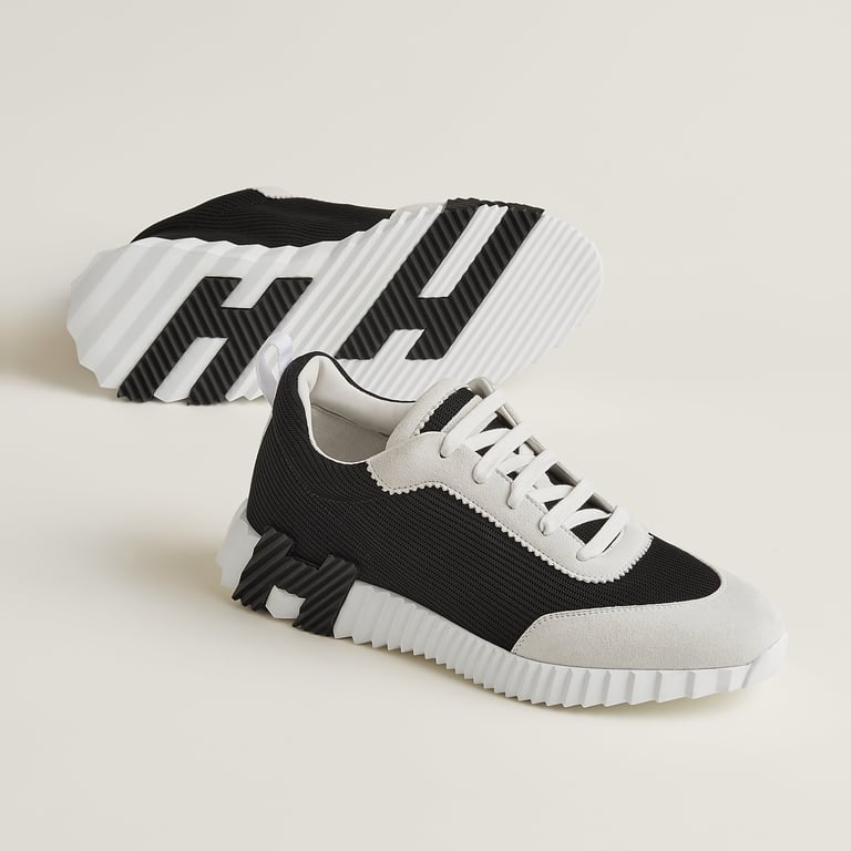Bouncing sneaker