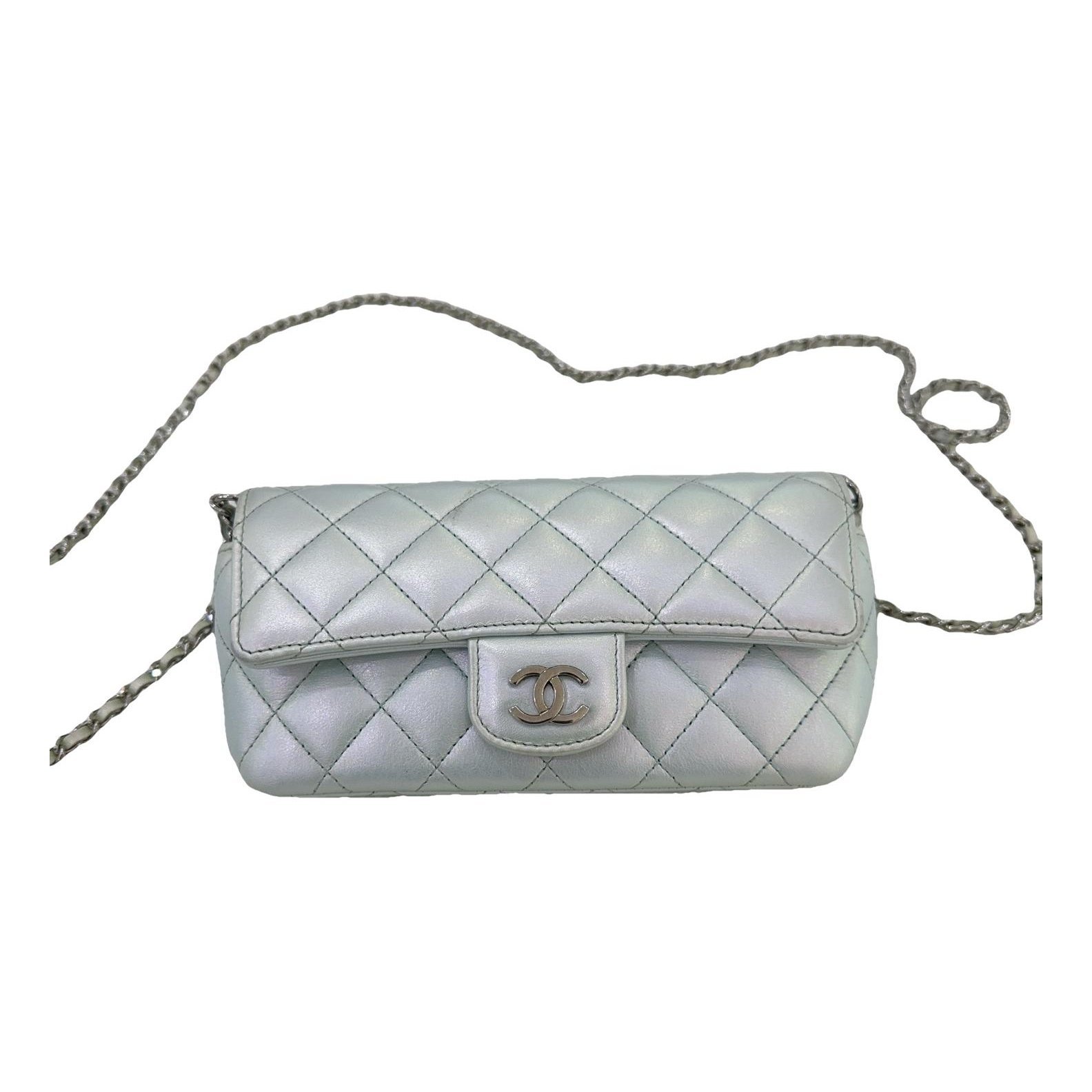 Timeless/Classique leather crossbody bag