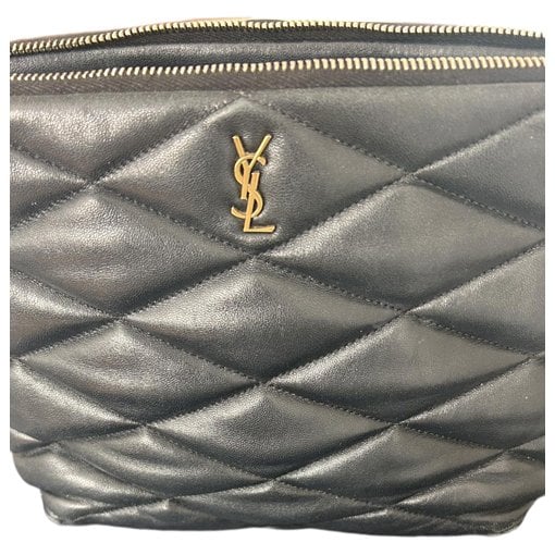 Leather clutch bag