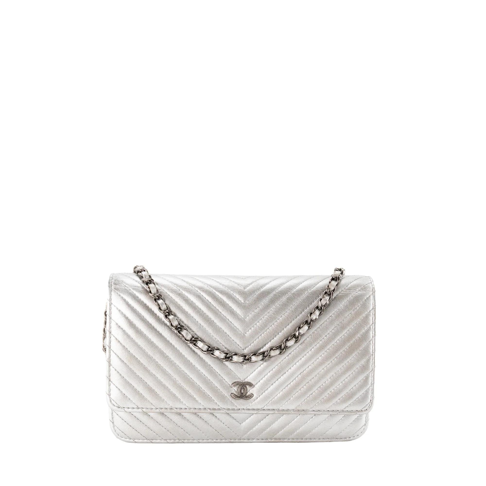 Wallet On Chain Timeless/Classique leather crossbody bag