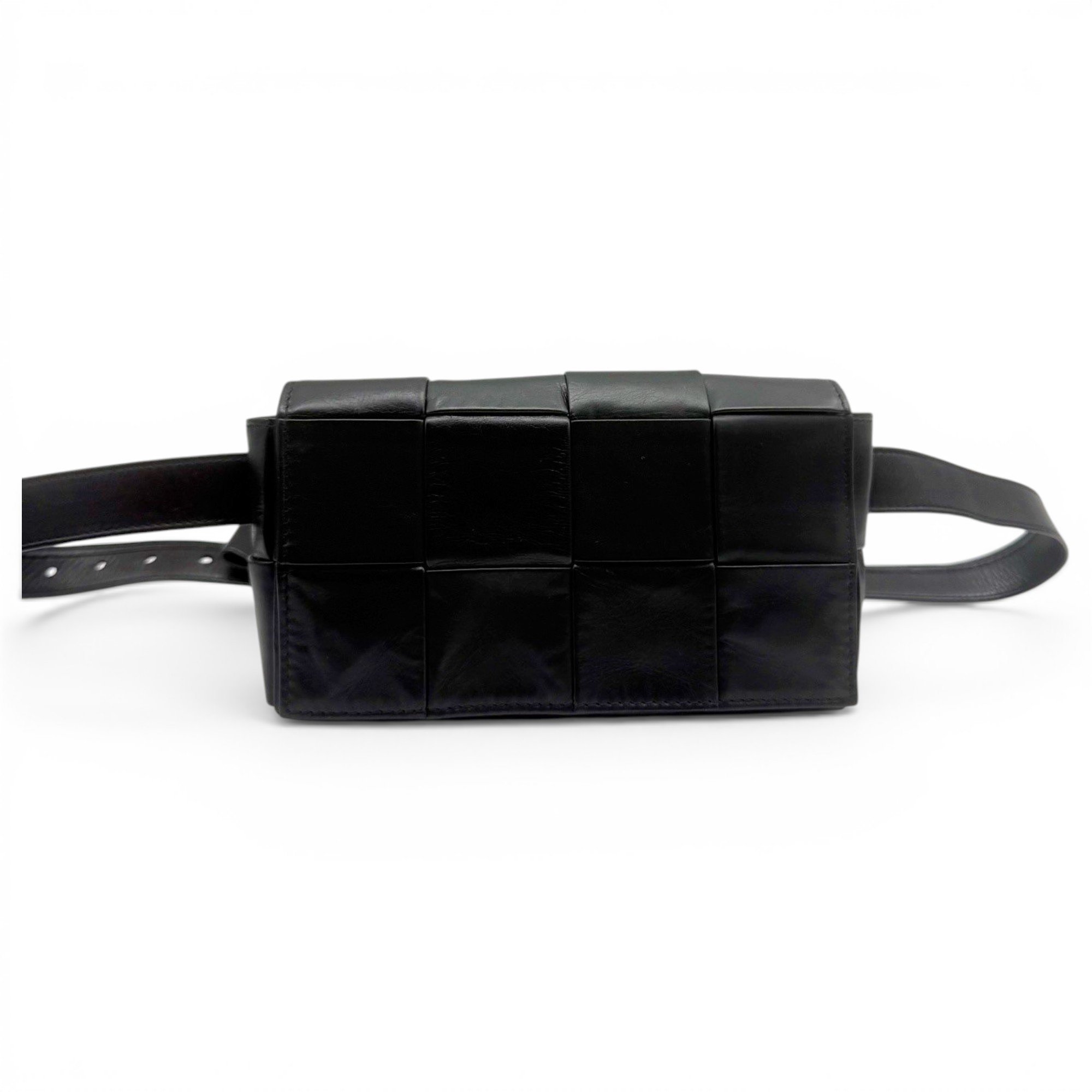 Cassette leather handbag