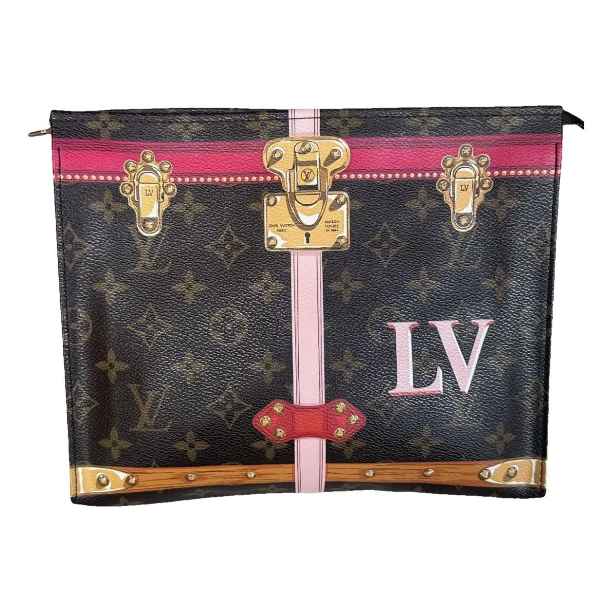 Louis Vuitton Leather handbag
