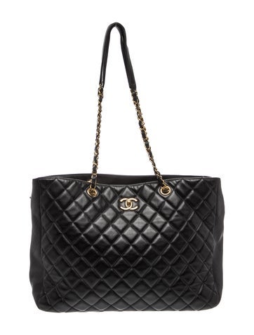 Classic Timeless Shopping Tote