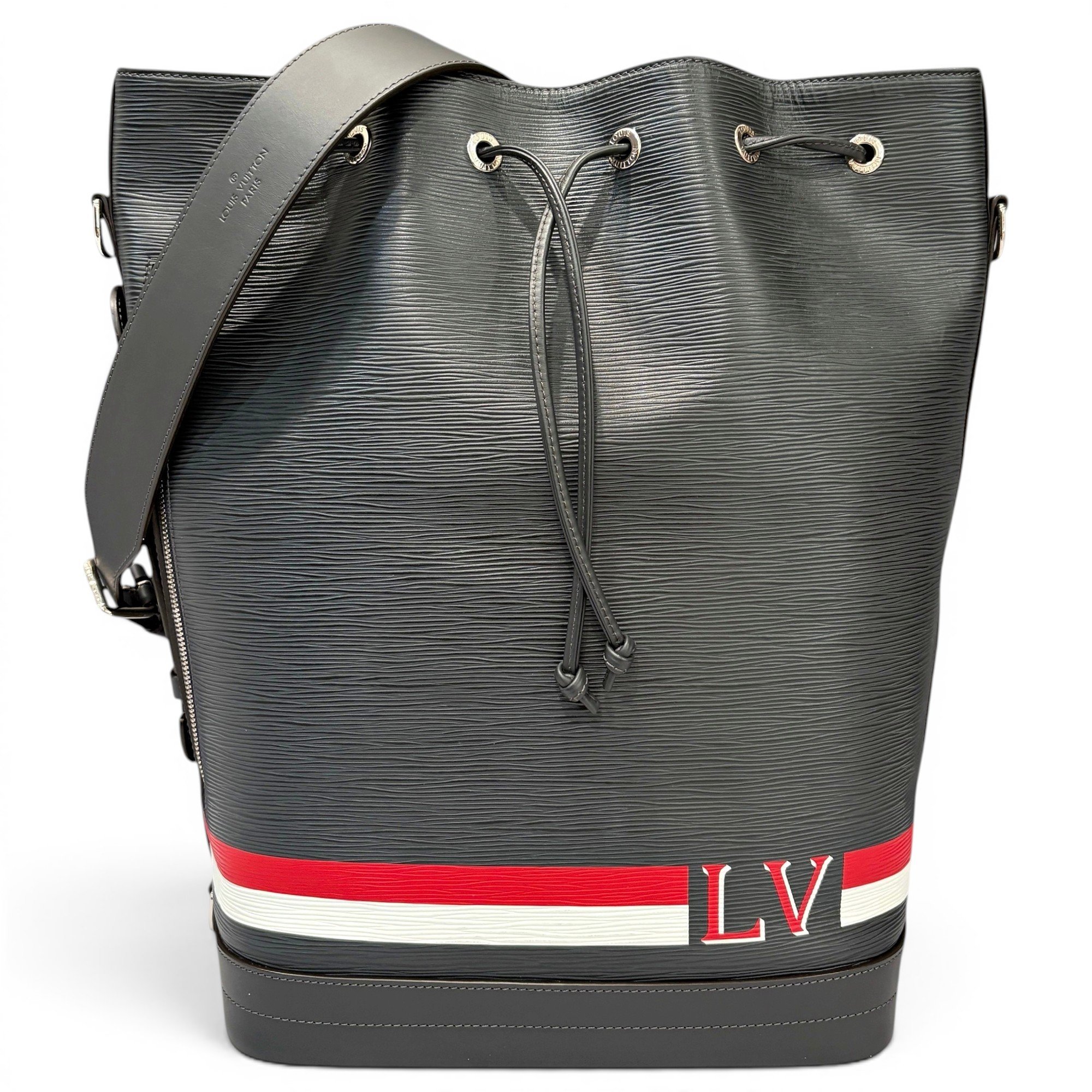 Bucket pony-style calfskin bag