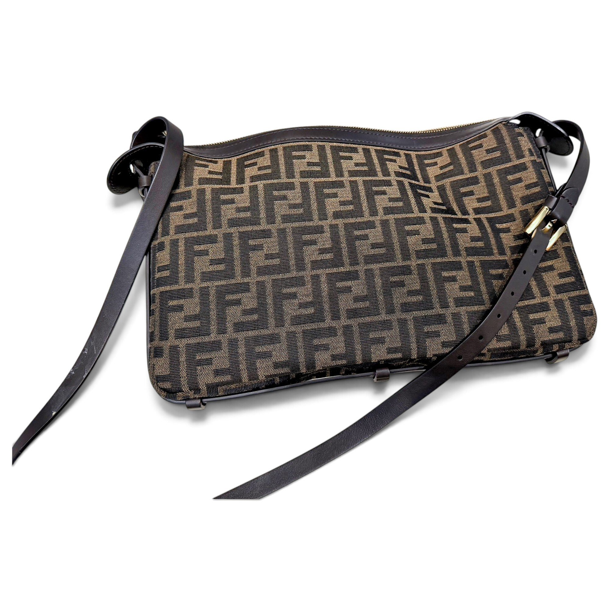 Leather crossbody bag